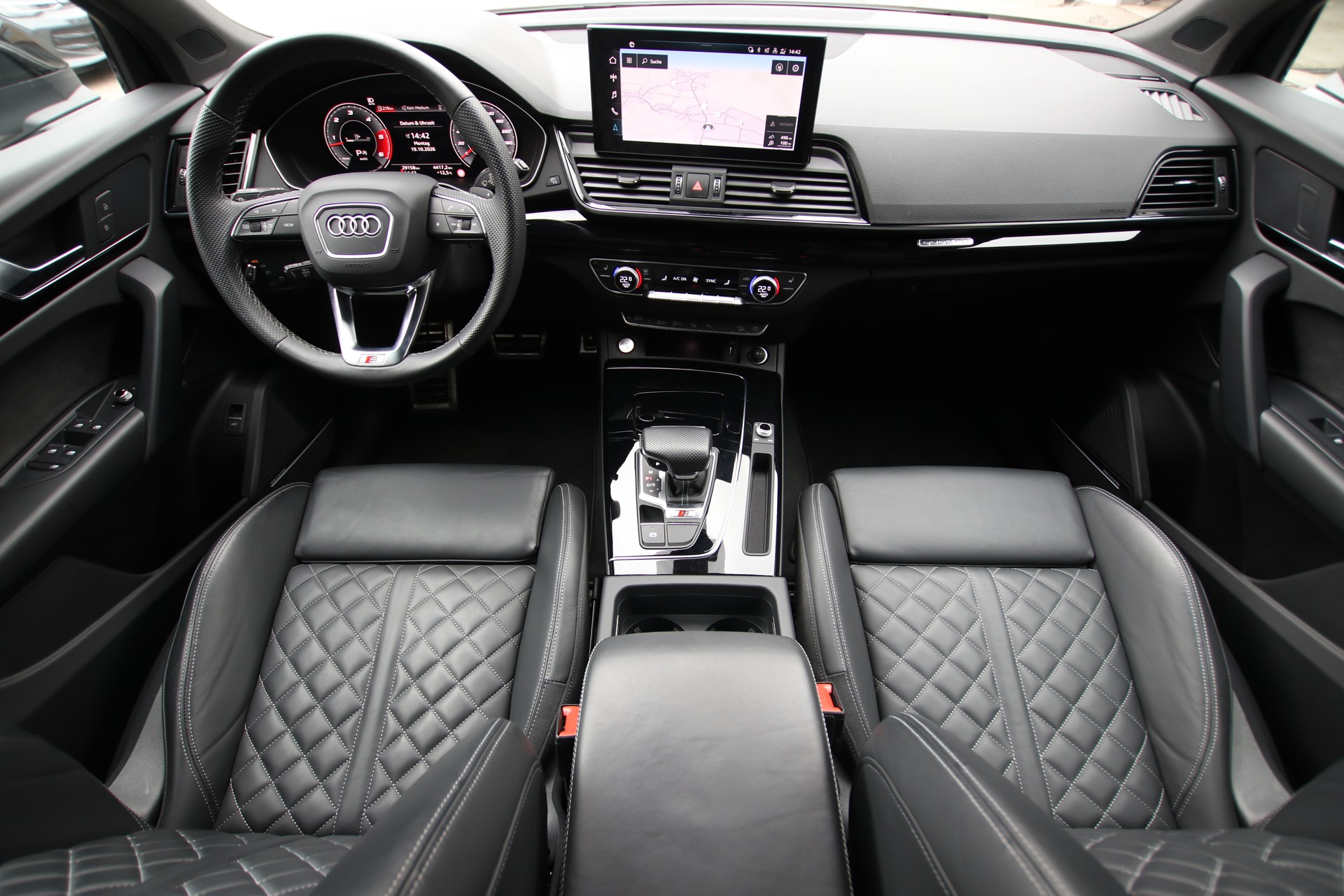 AUDI SQ5 Sportback TDI quattro tiptronic-image-9