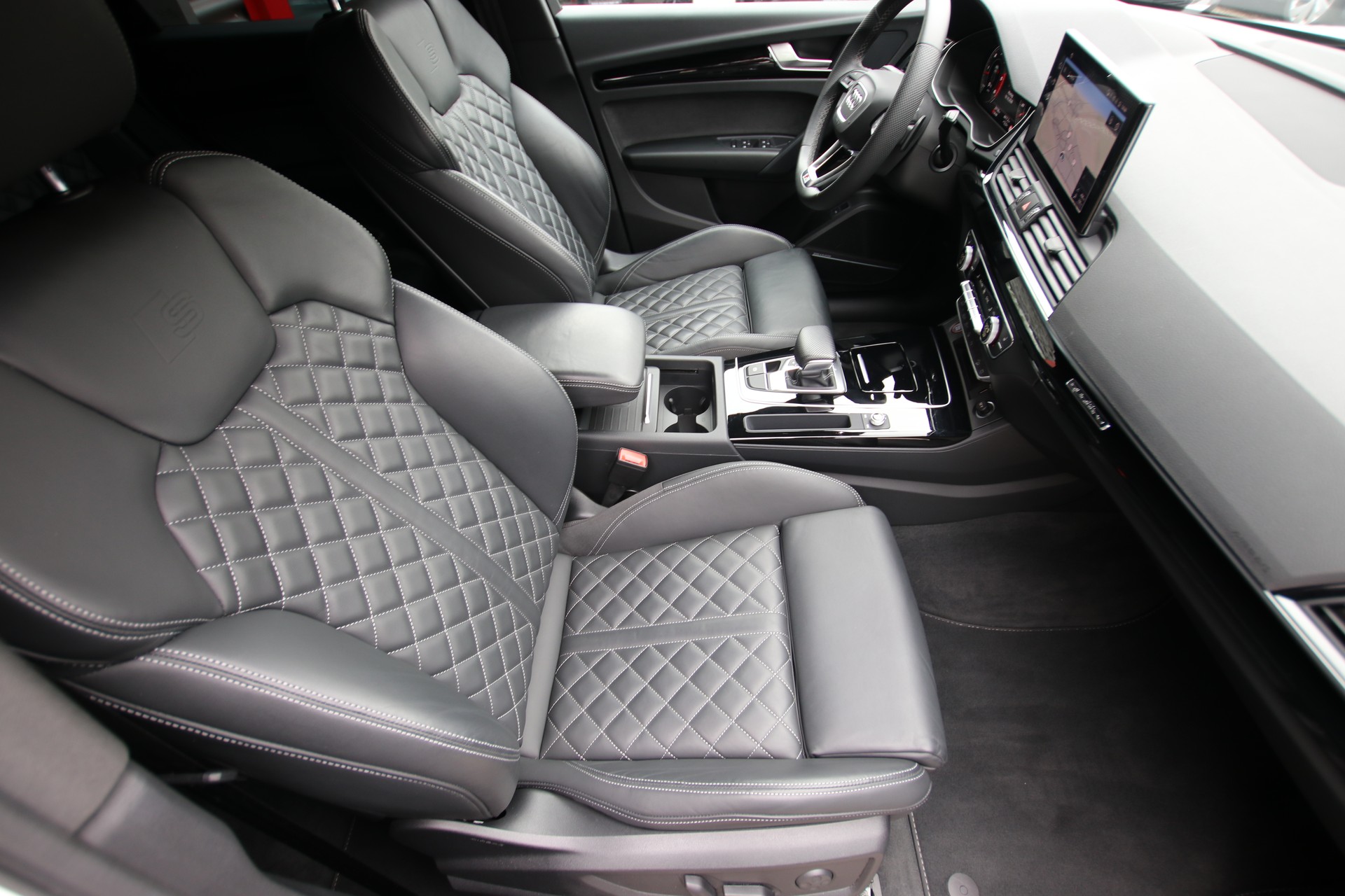 AUDI SQ5 Sportback TDI quattro tiptronic-image-12