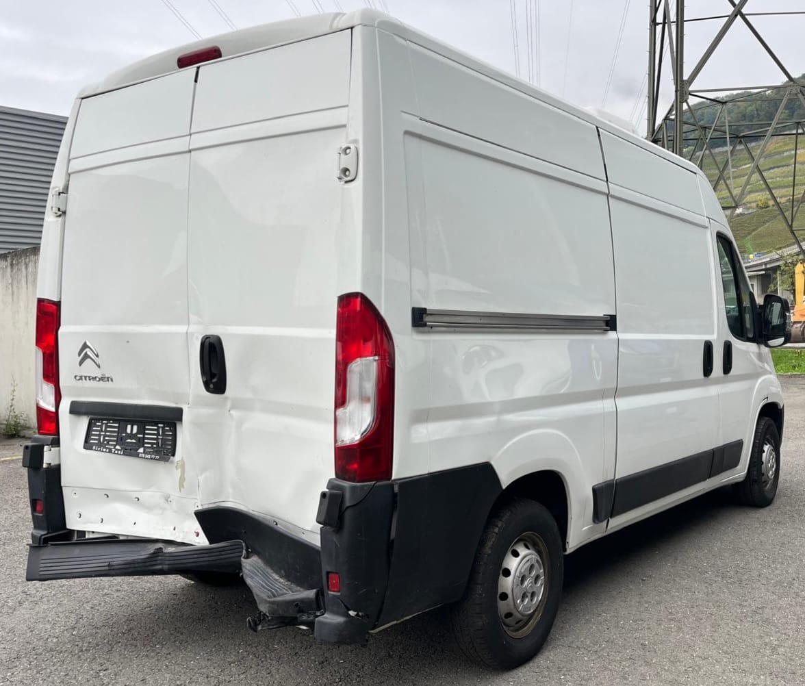 CITROEN 2.0 BlueHDi 130 Attraction-image-2