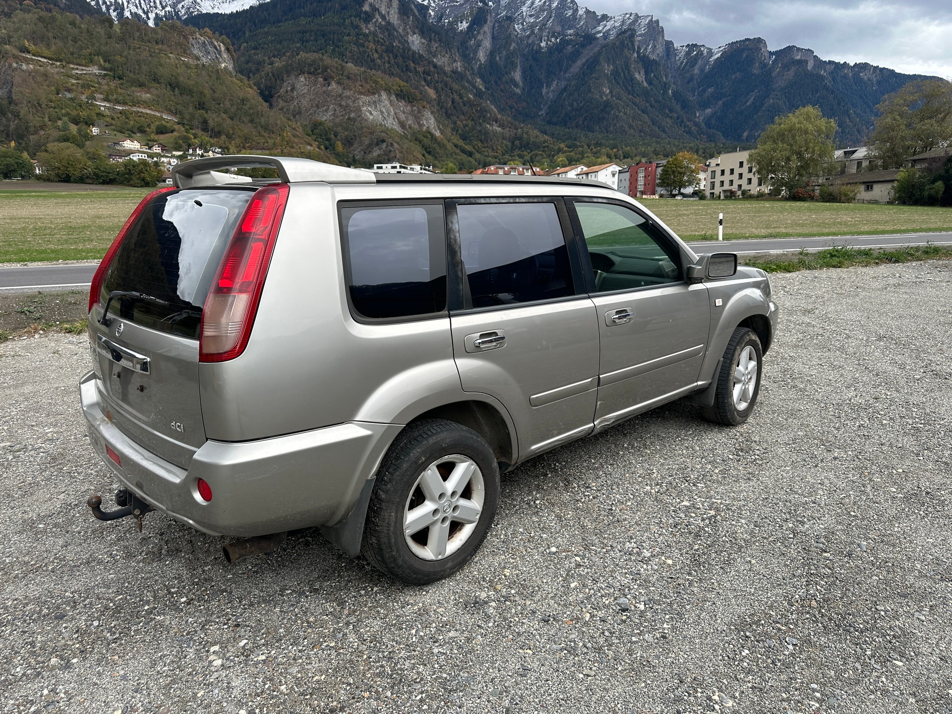 NISSAN X-Trail 2.2 DCI Elegance-image-4