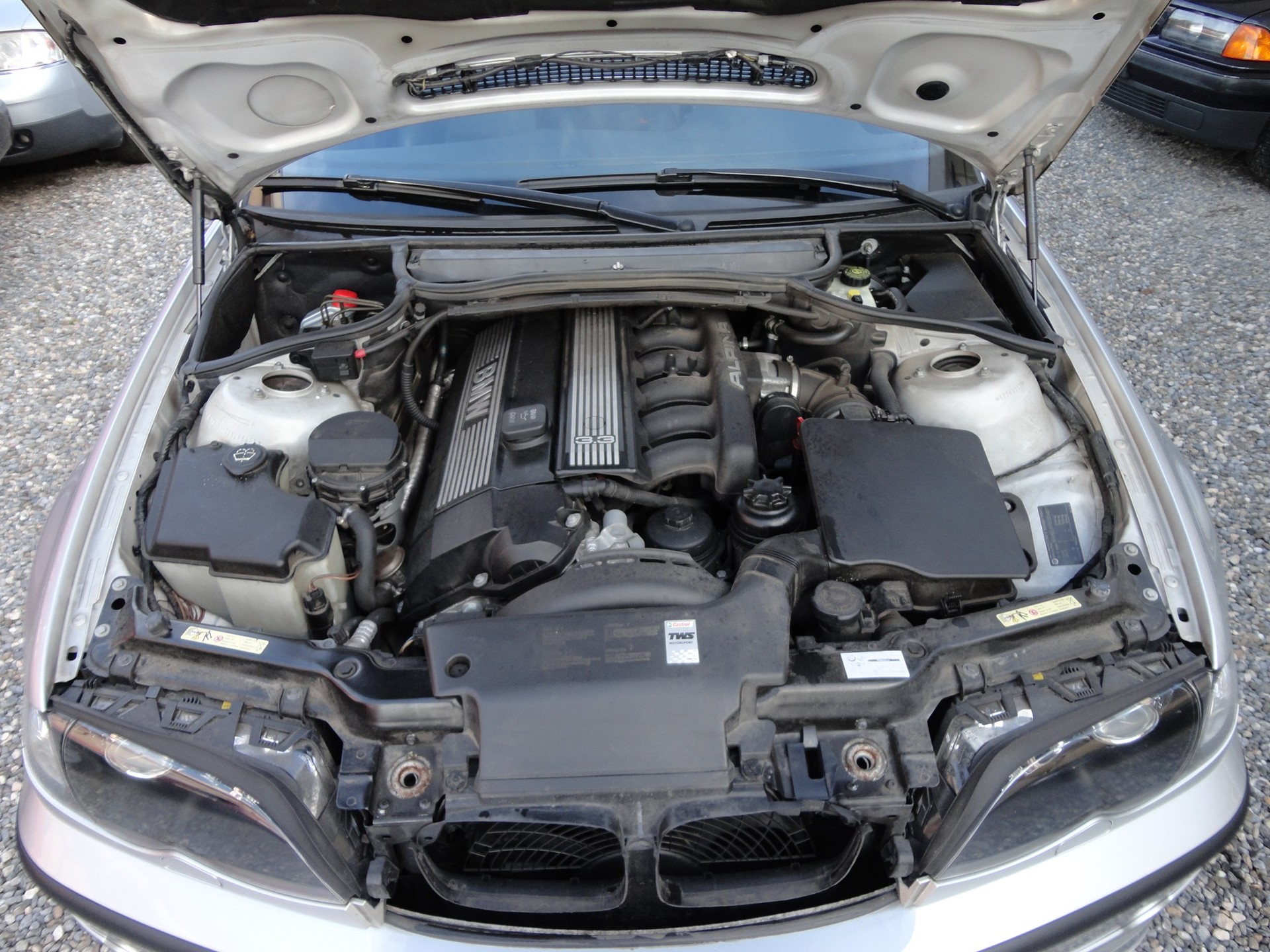 BMW-ALPINA B3 3.3 X Touring S.Tronic-image-9