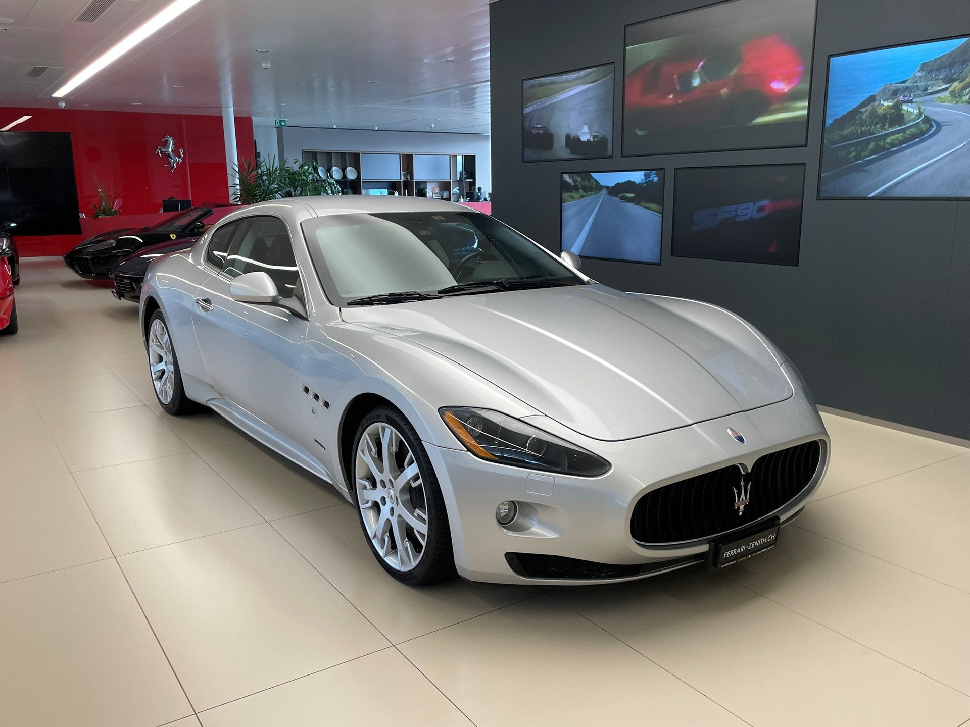 MASERATI GranTurismo S Cambiocorsa-image-2