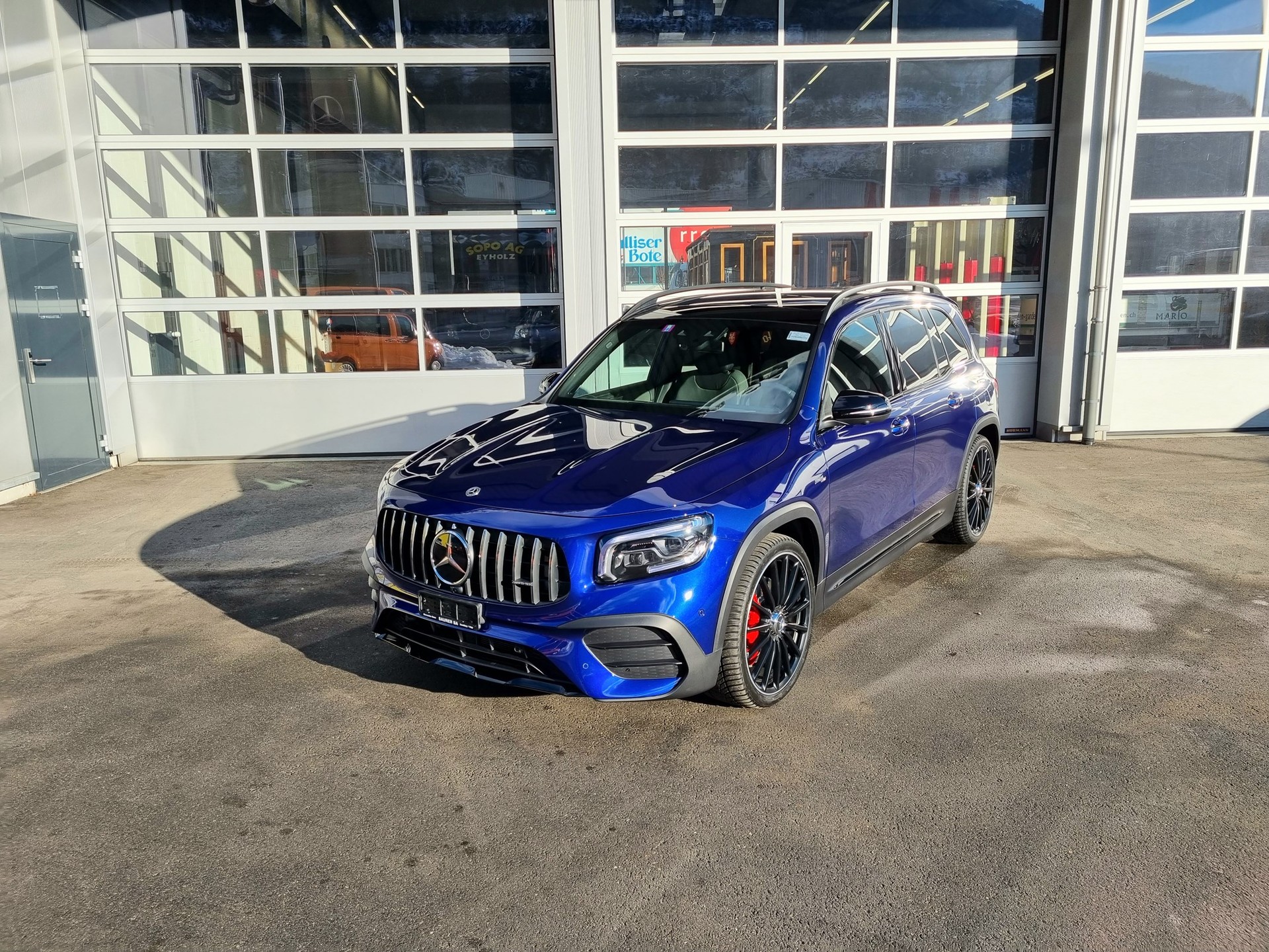 MERCEDES-BENZ GLB 35 AMG 4Matic (ab Service, neue Bremsen)-image-0
