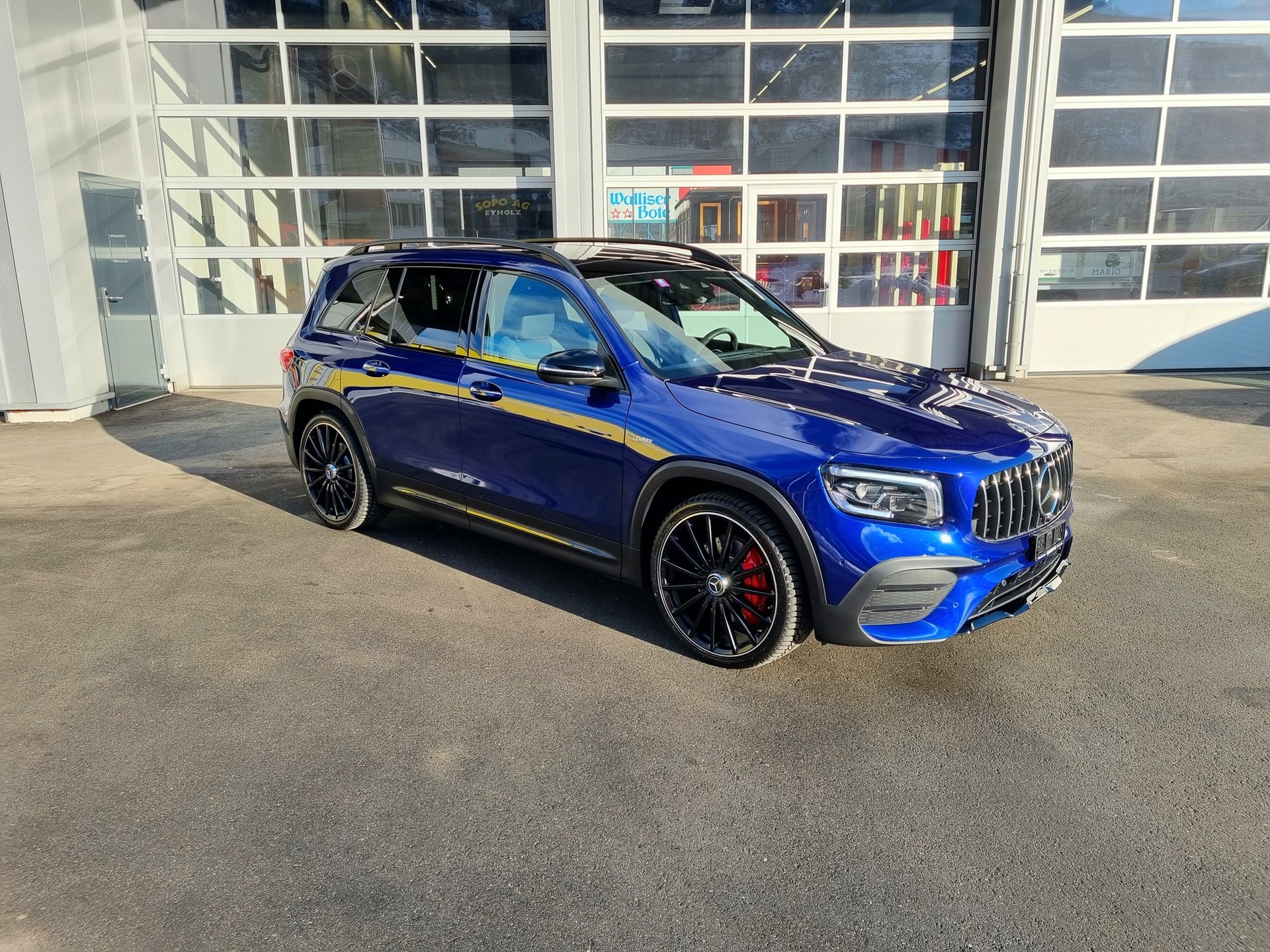 MERCEDES-BENZ GLB 35 AMG 4Matic (ab Service, neue Bremsen)-image-3
