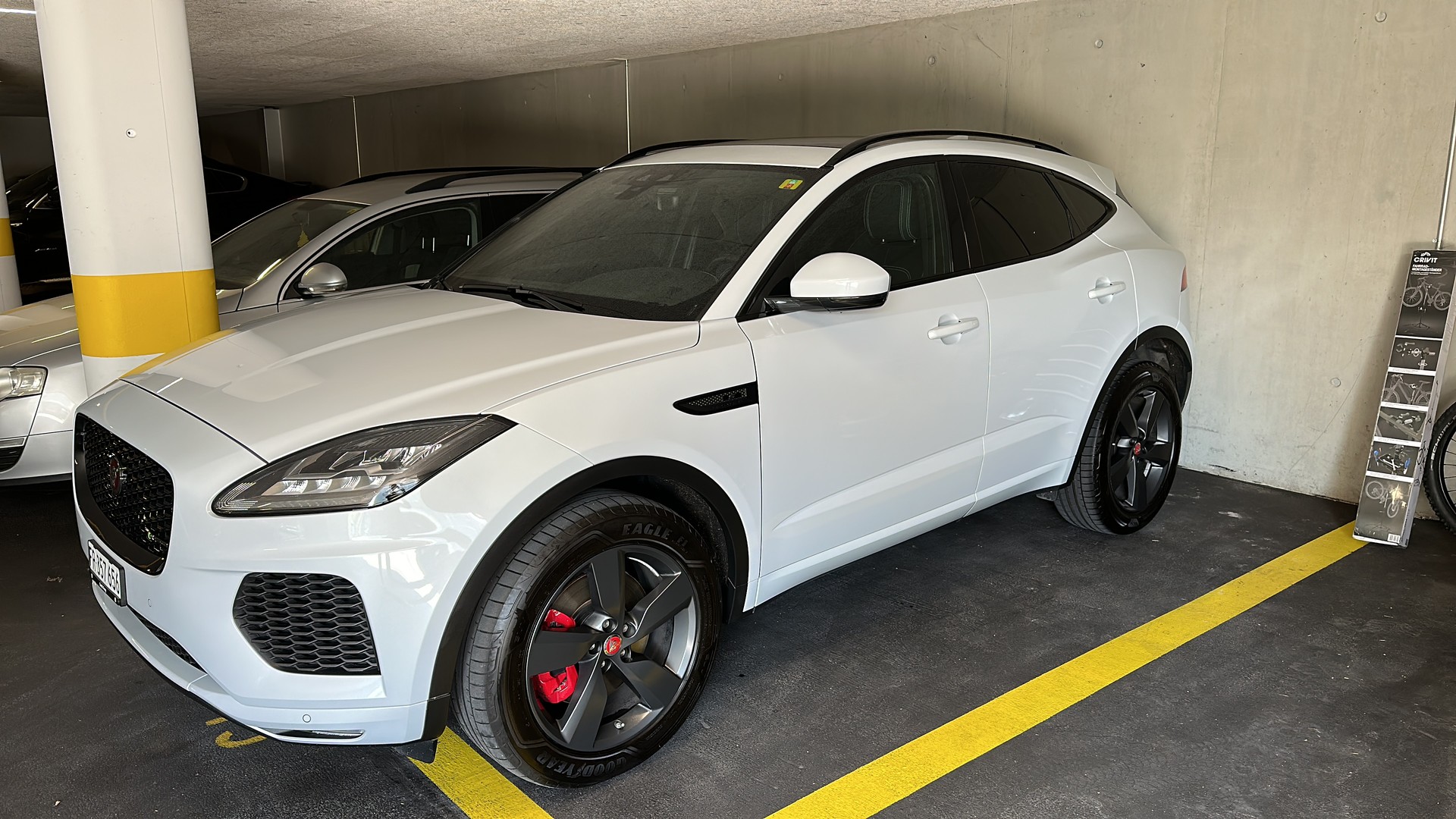 JAGUAR E-Pace P200 R-Dynamic S AWD Automatik-image-0