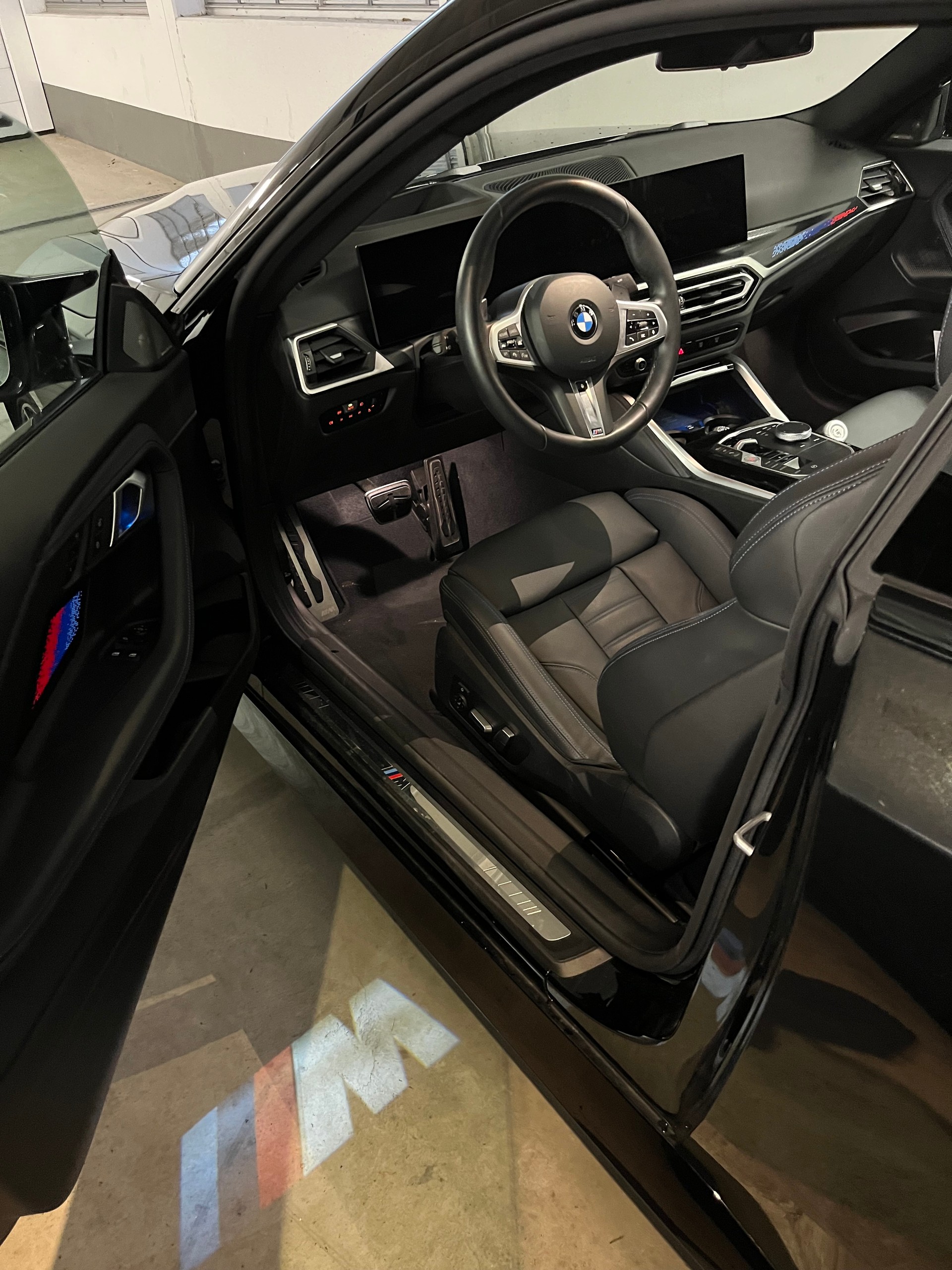 BMW M240i xDrive M Sport Pro Steptronic-image-4