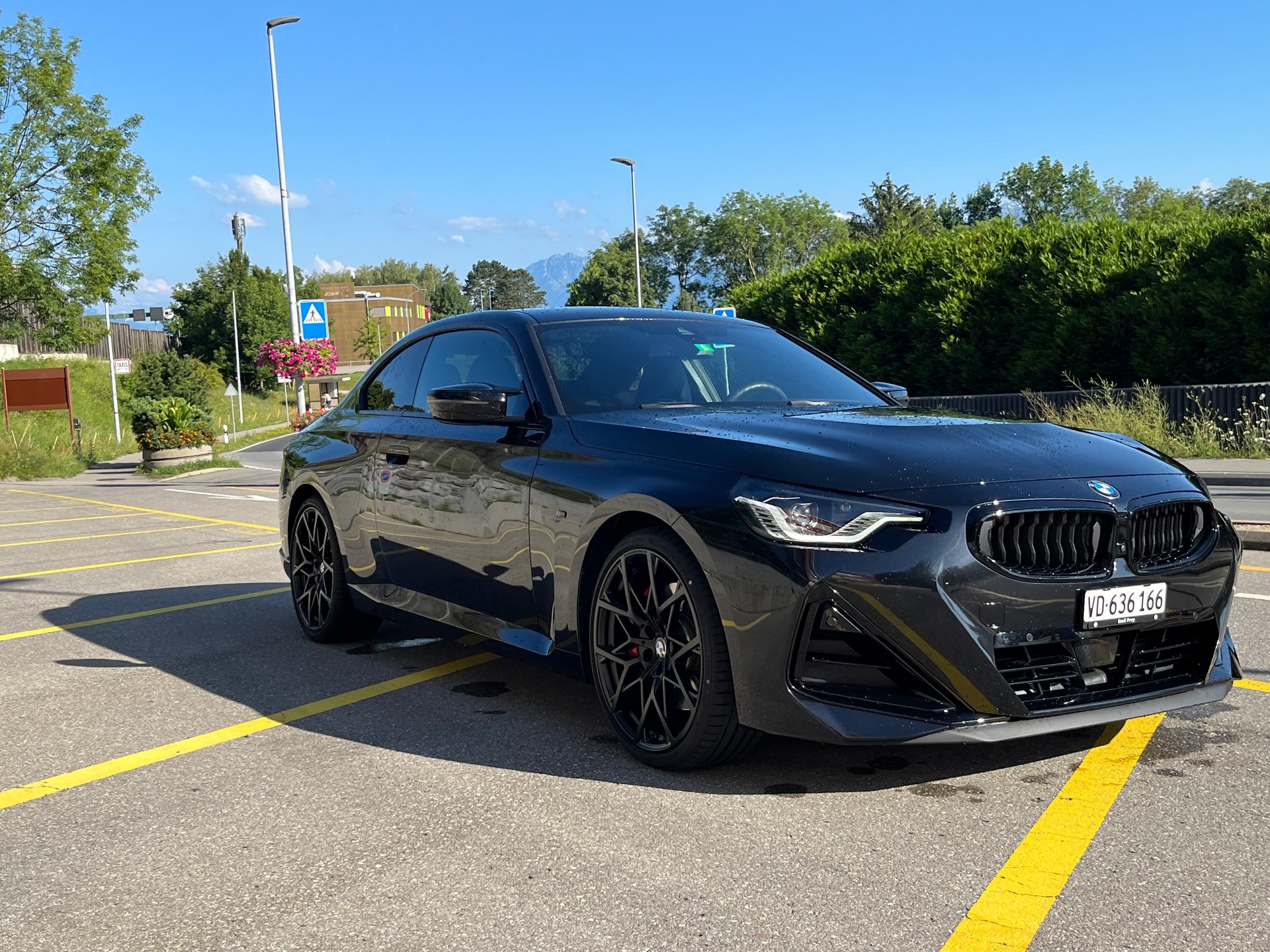 BMW M240i xDrive M Sport Pro Steptronic-image-7