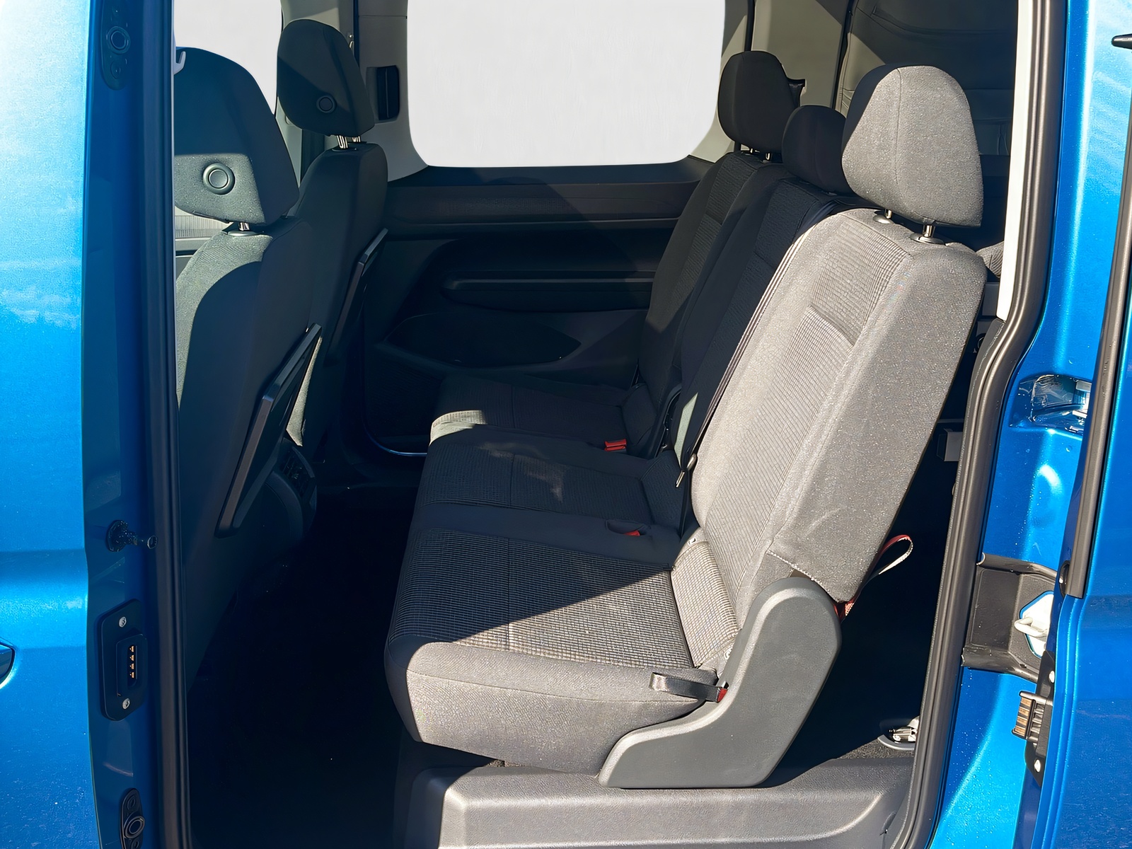 VW Caddy Maxi 2.0 TDI California Spirit DSG-image-5
