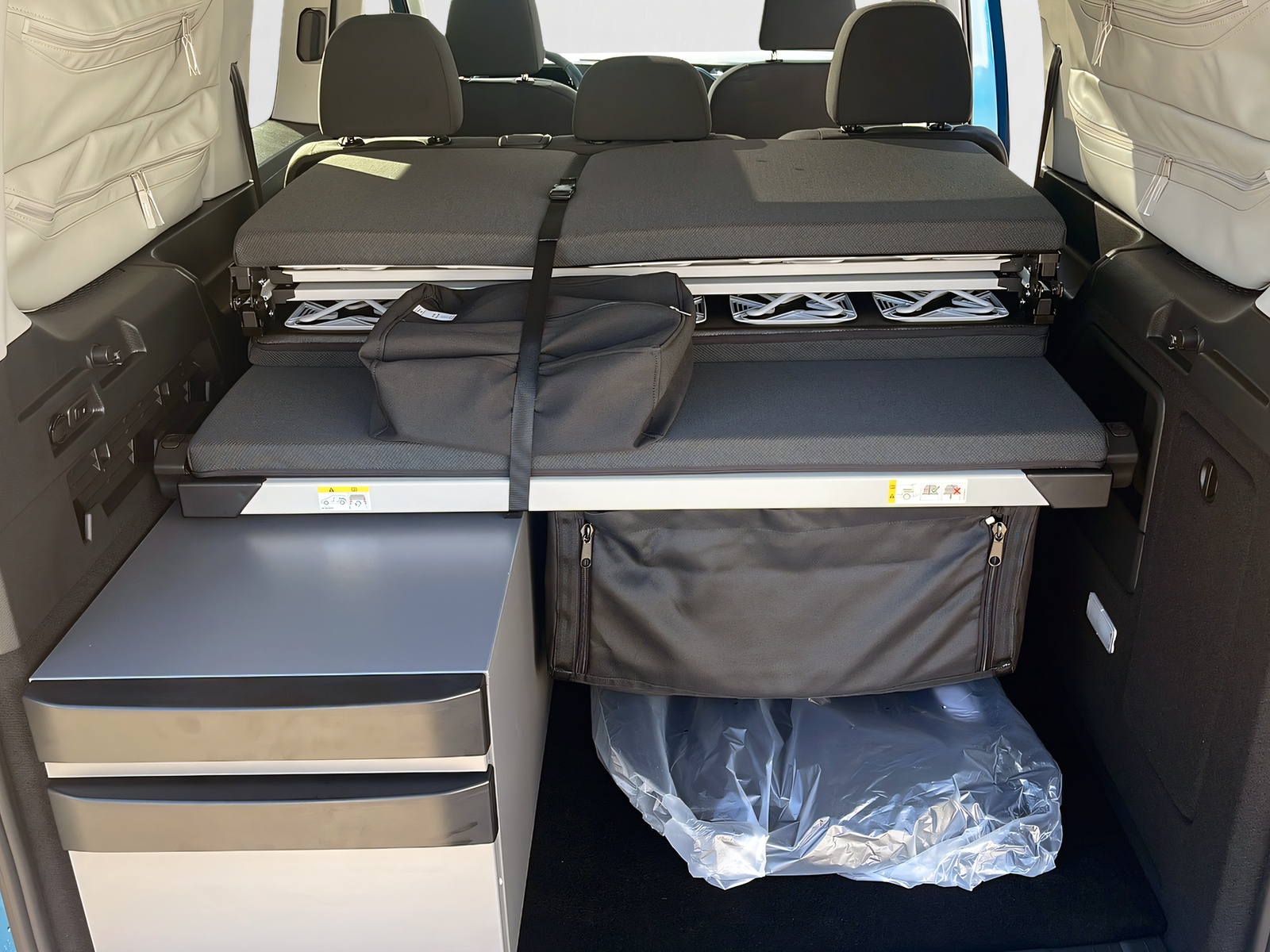 VW Caddy Maxi 2.0 TDI California Spirit DSG-image-12