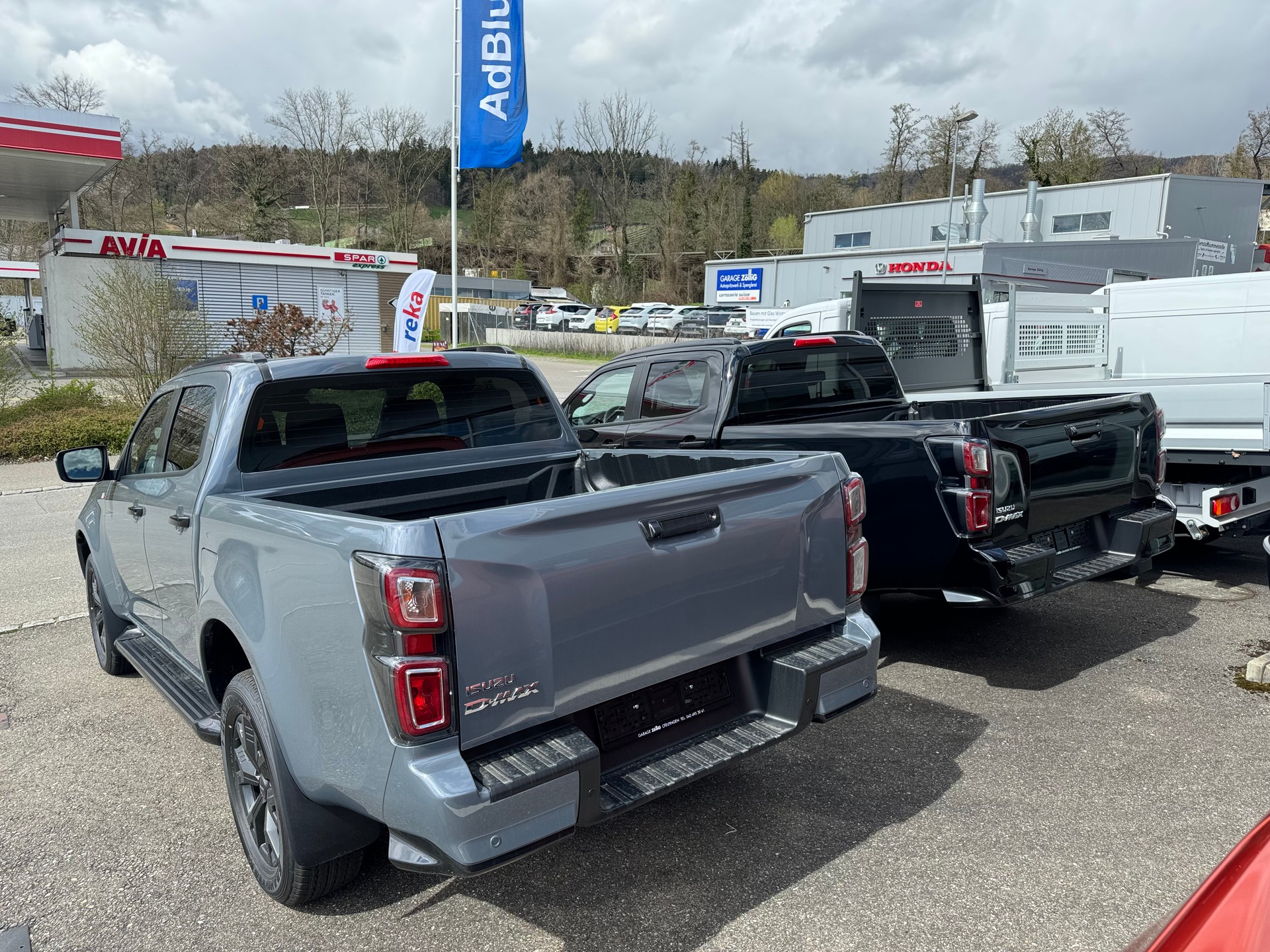 ISUZU D-MAX 1.9 CrewCab N60 Nitro Sport 4x4 Automat 5 JAHRE GARANTIE Nur bei Garage Zöllig - Finanzierung OHNE Zins möglich!-image-21