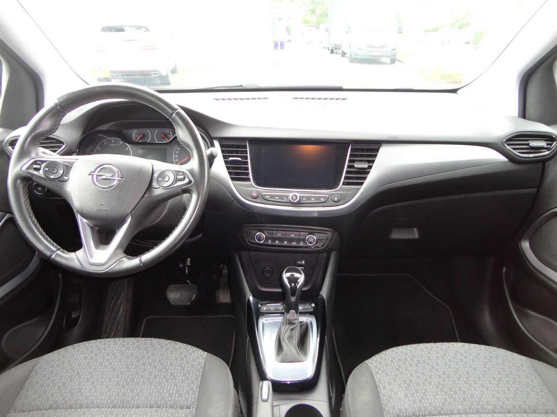 OPEL Crossland X 1.2i Enjoy-image-13