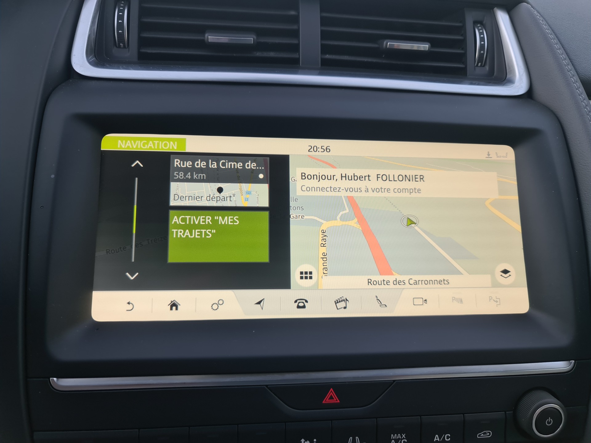JAGUAR E-Pace 2.0 P250 R-Dynamic SE AWD Automatik-image-5