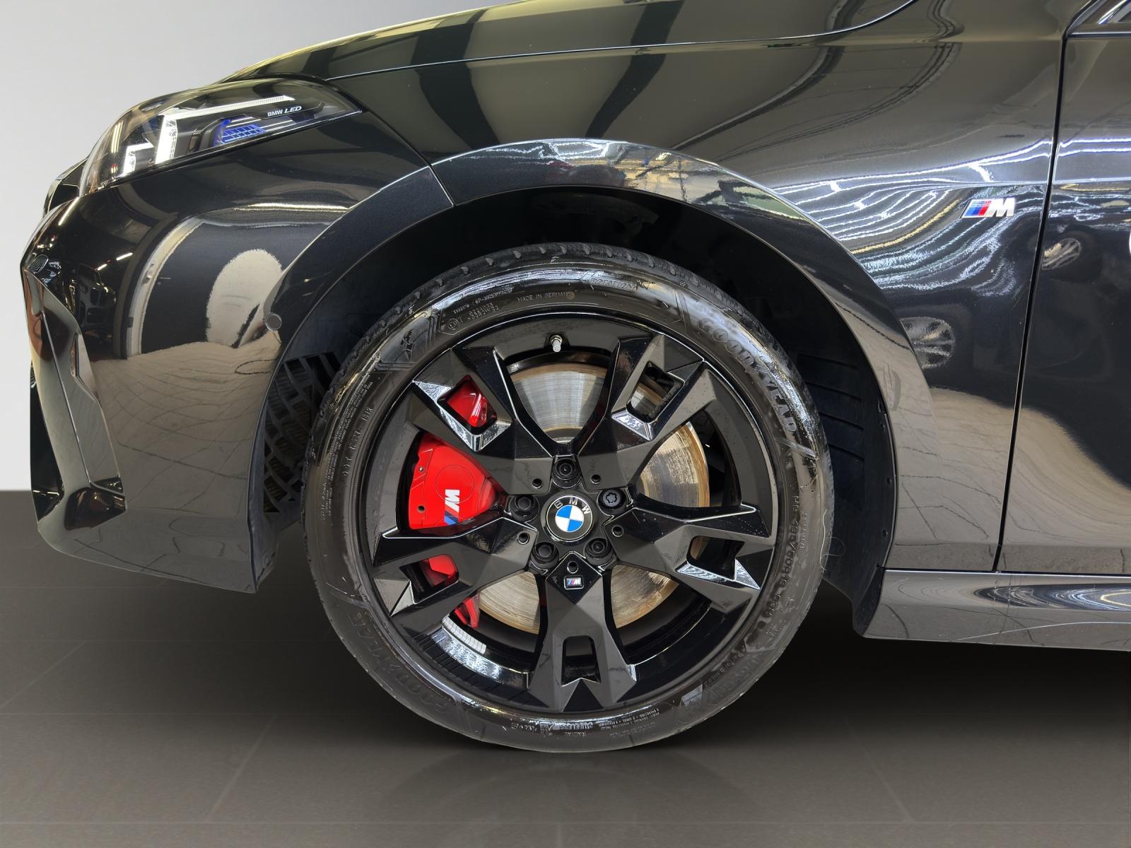 BMW M135i xDrive M Sportpaket Pro-image-18