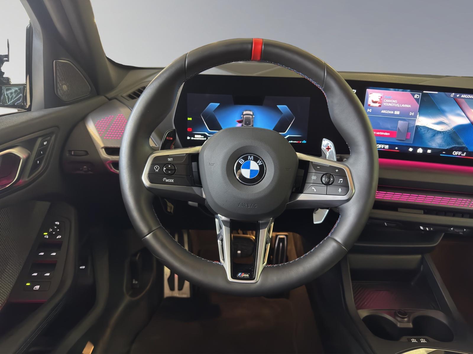 BMW M135i xDrive M Sportpaket Pro-image-9