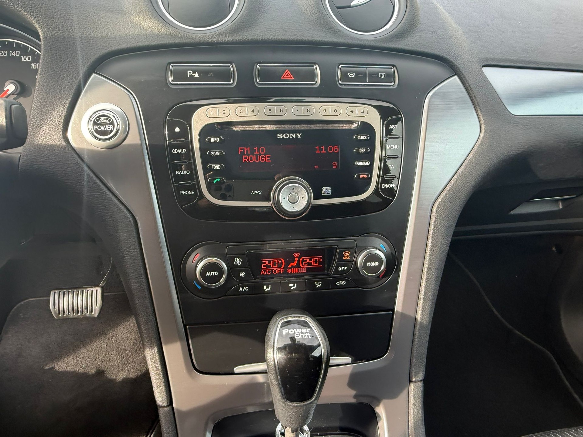 FORD Mondeo 2.0 EcoBoost SCTi Titanium PowerShift-image-10