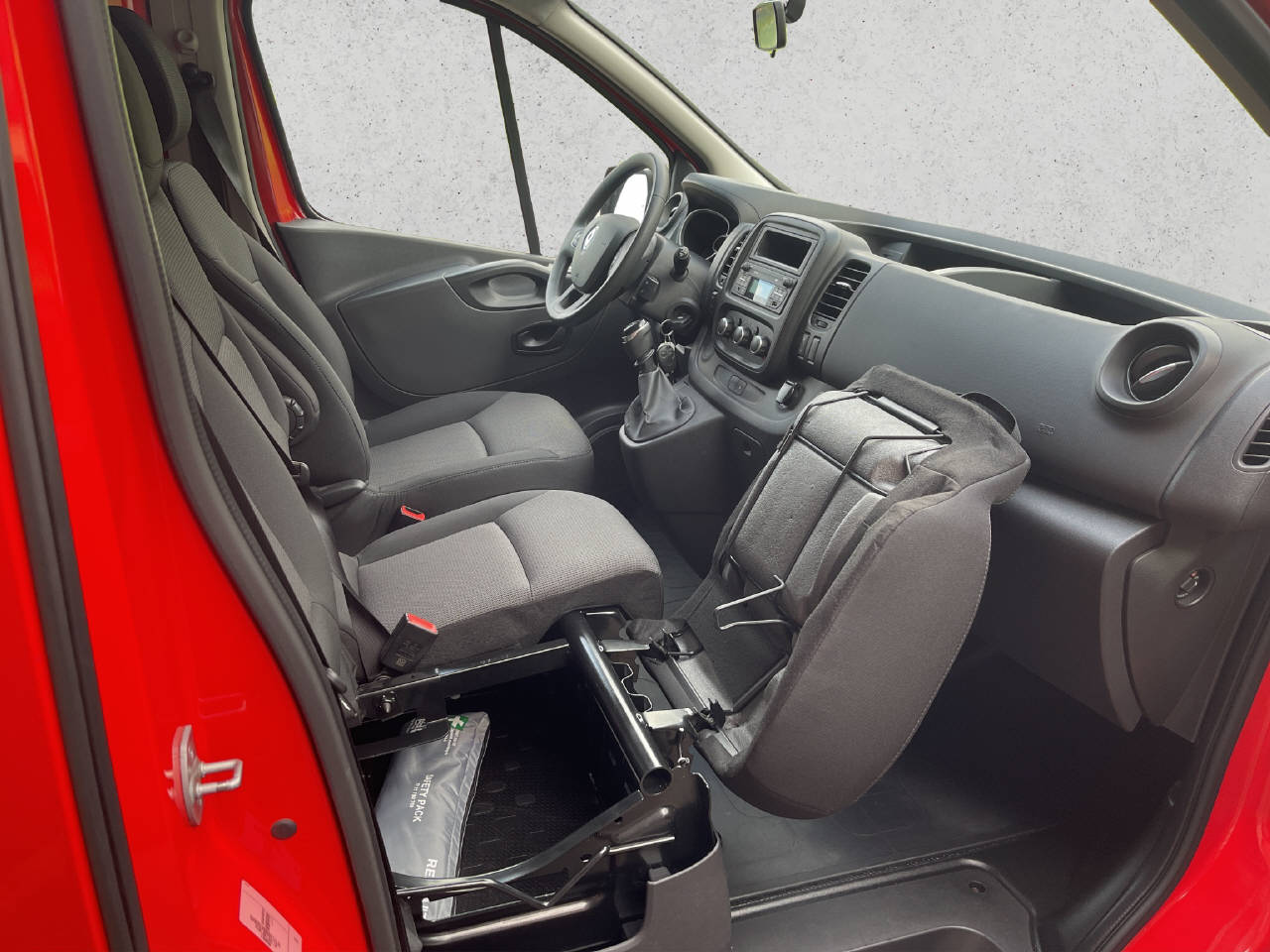 RENAULT Trafic Kaw. 3.0 t L1 H1 2.0 dCi 120 Business-image-11