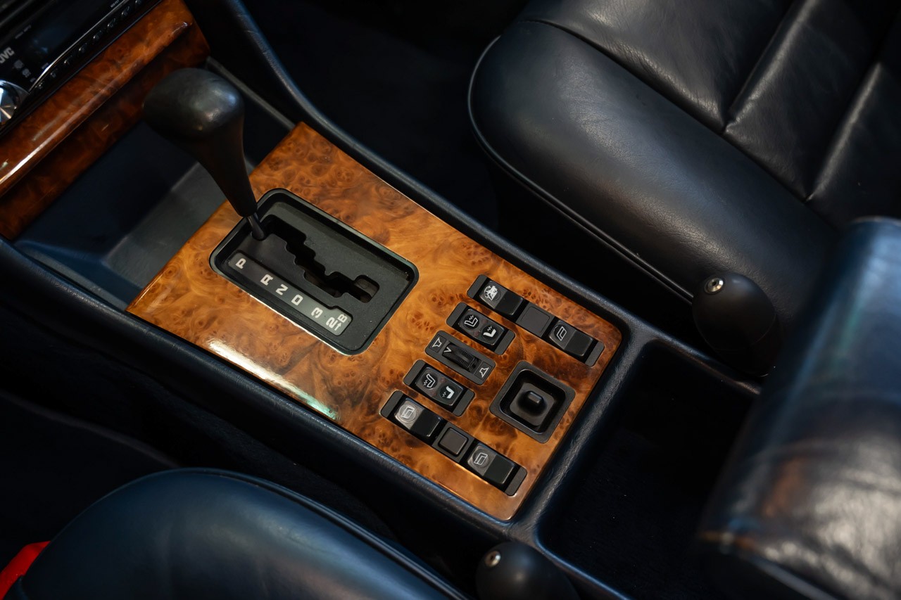 MERCEDES-BENZ 500 SEC Automatic-image-22