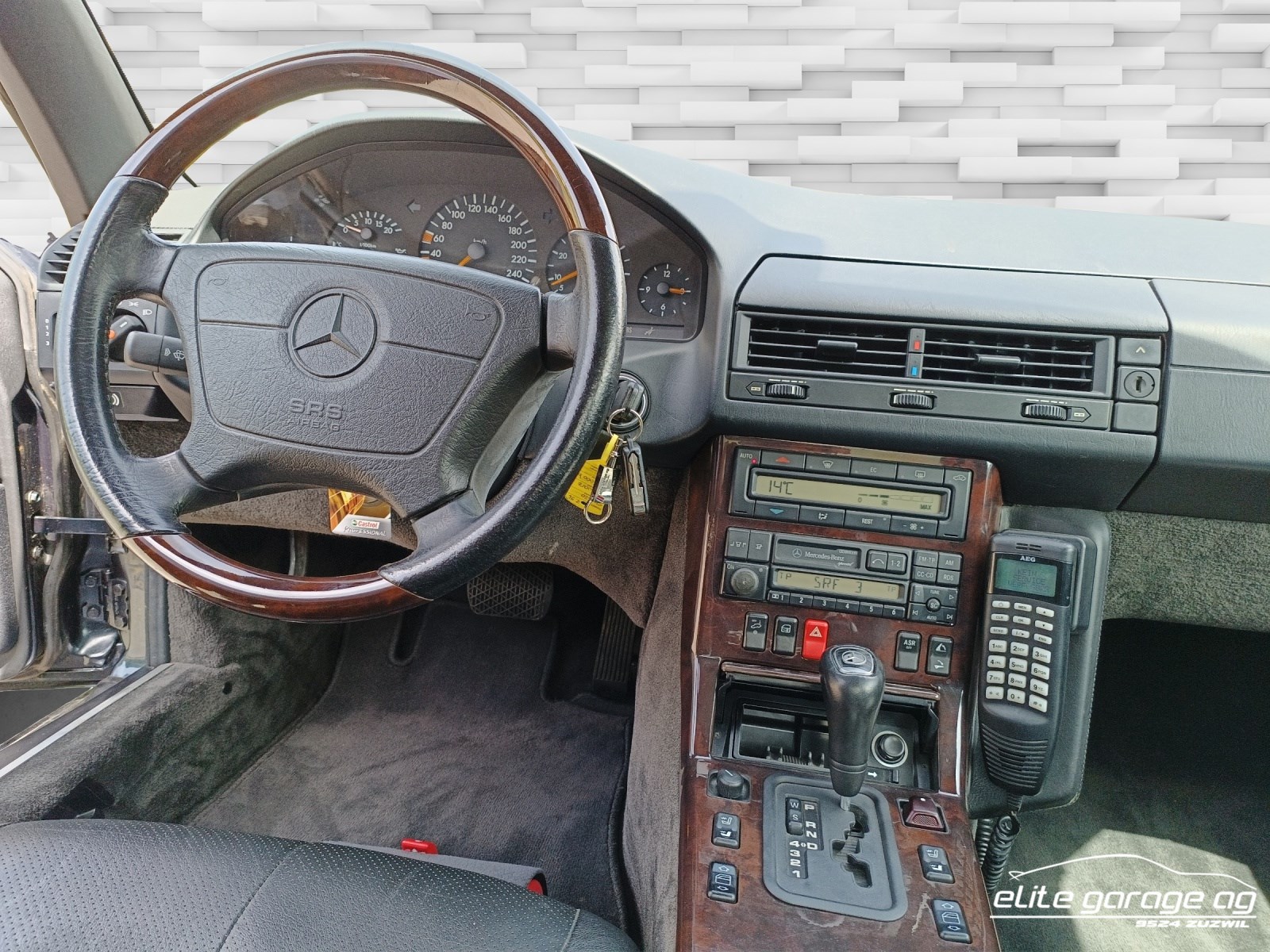 MERCEDES-BENZ SL 320-image-7