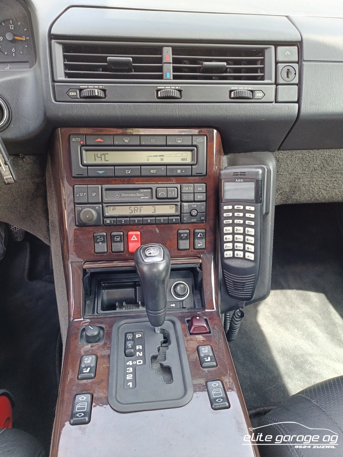 MERCEDES-BENZ SL 320-image-12