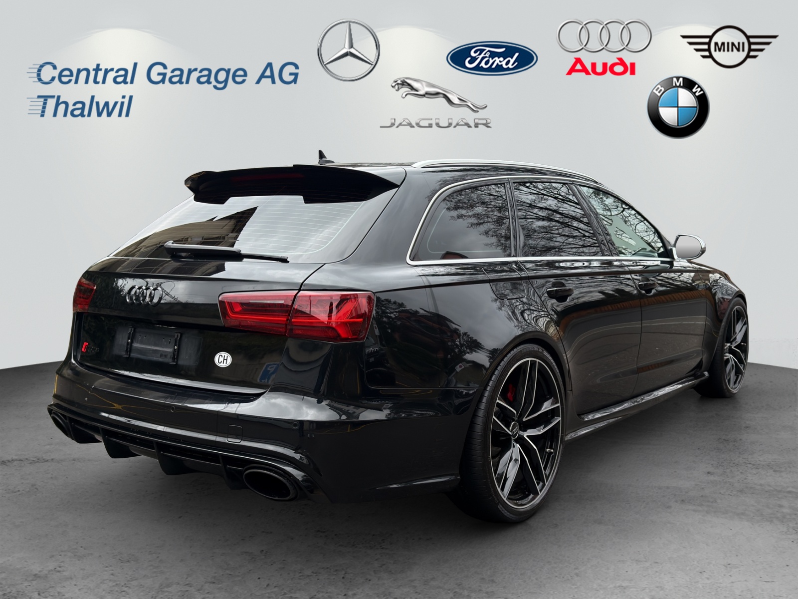 AUDI RS6 Avant 4.0 TFSI V8 quattro Tiptronic-image-5