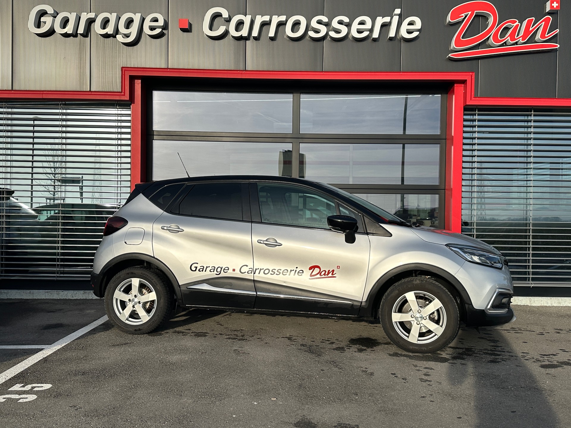 RENAULT Captur 1.2 T 16V Intens