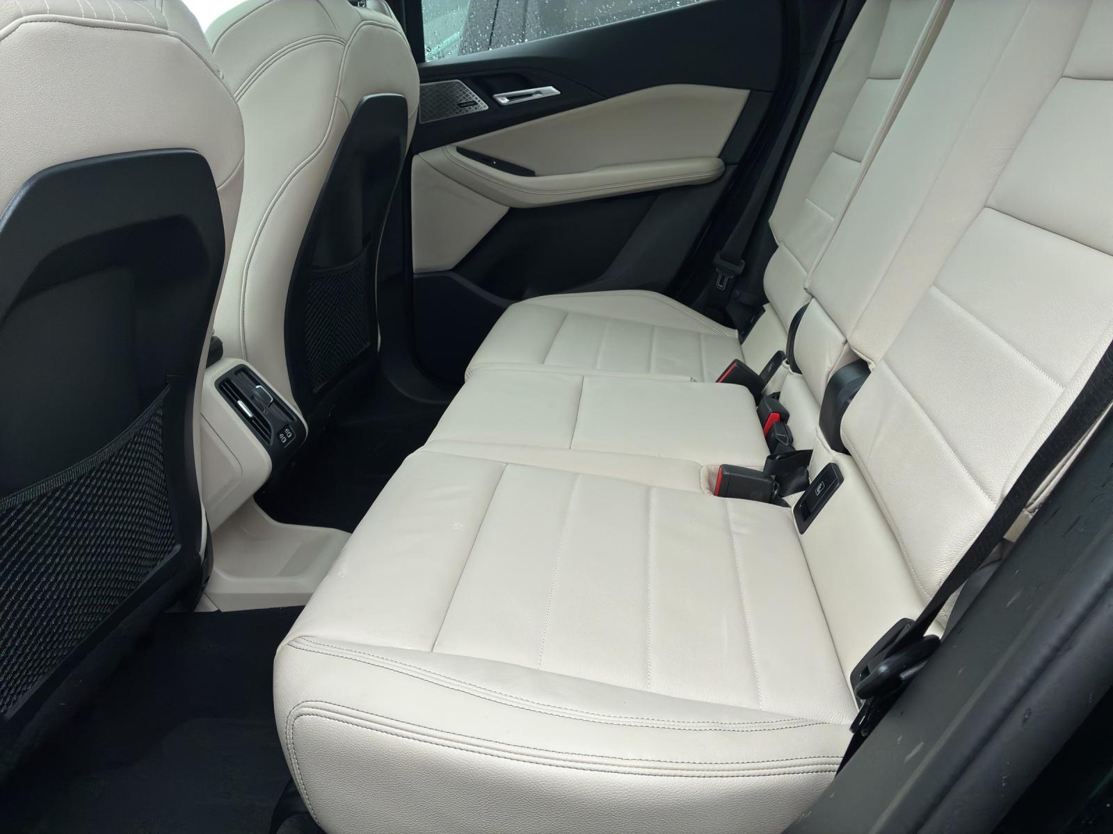 BMW 223d xDrive paddles Active Tourer-image-22