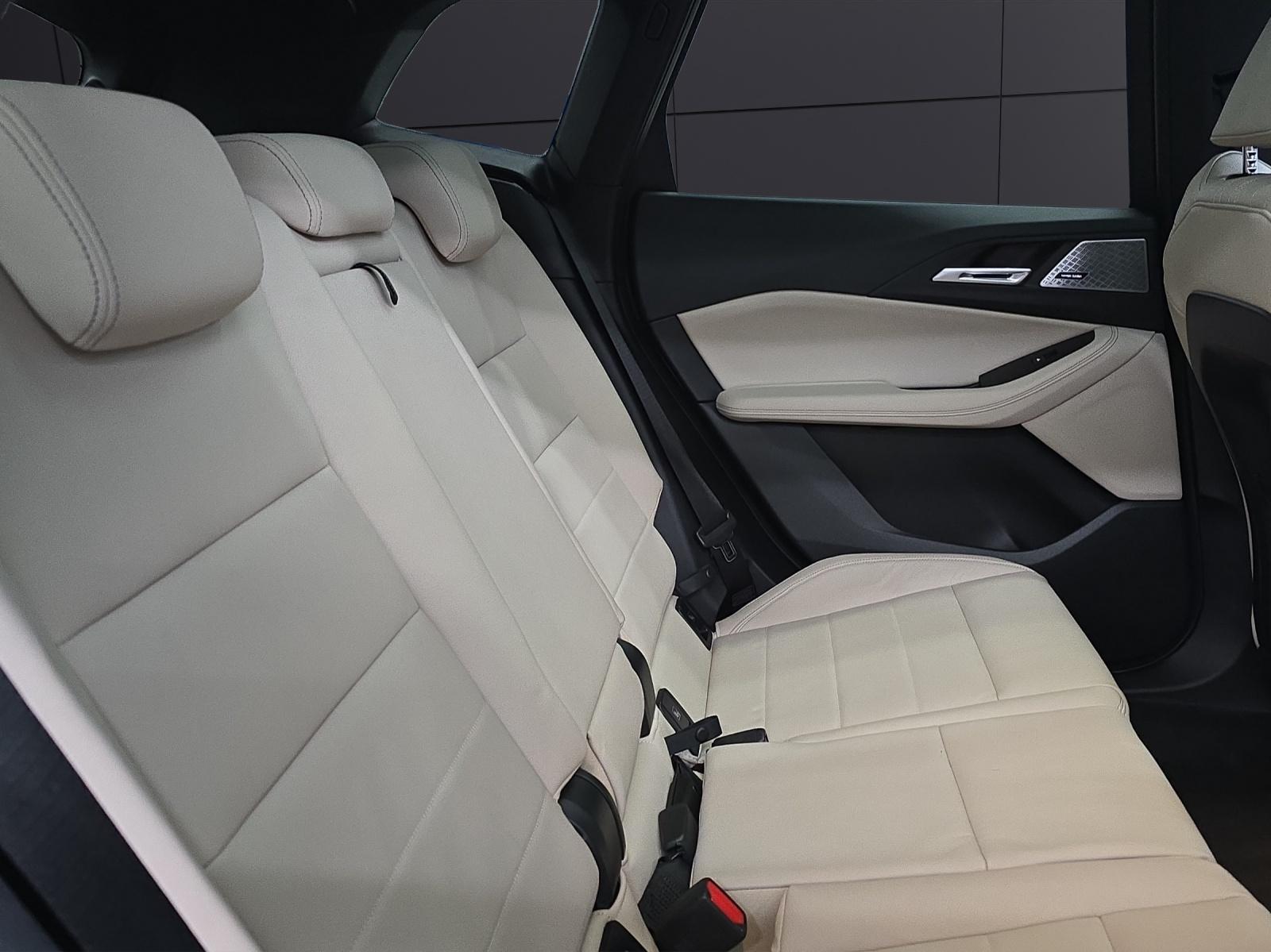 BMW 223d xDrive paddles Active Tourer-image-11