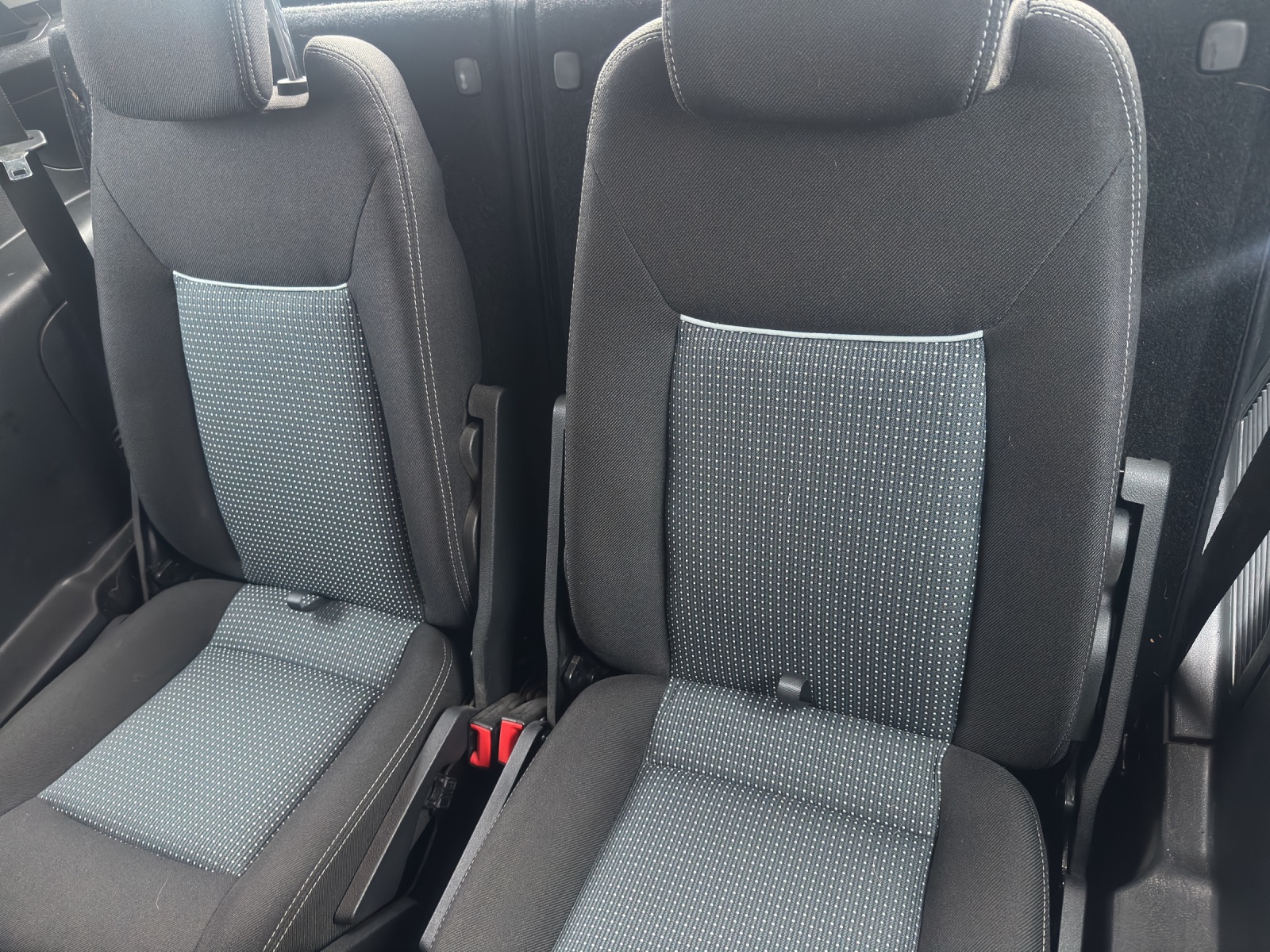 FORD S-Max 1.6 SCTi-image-8