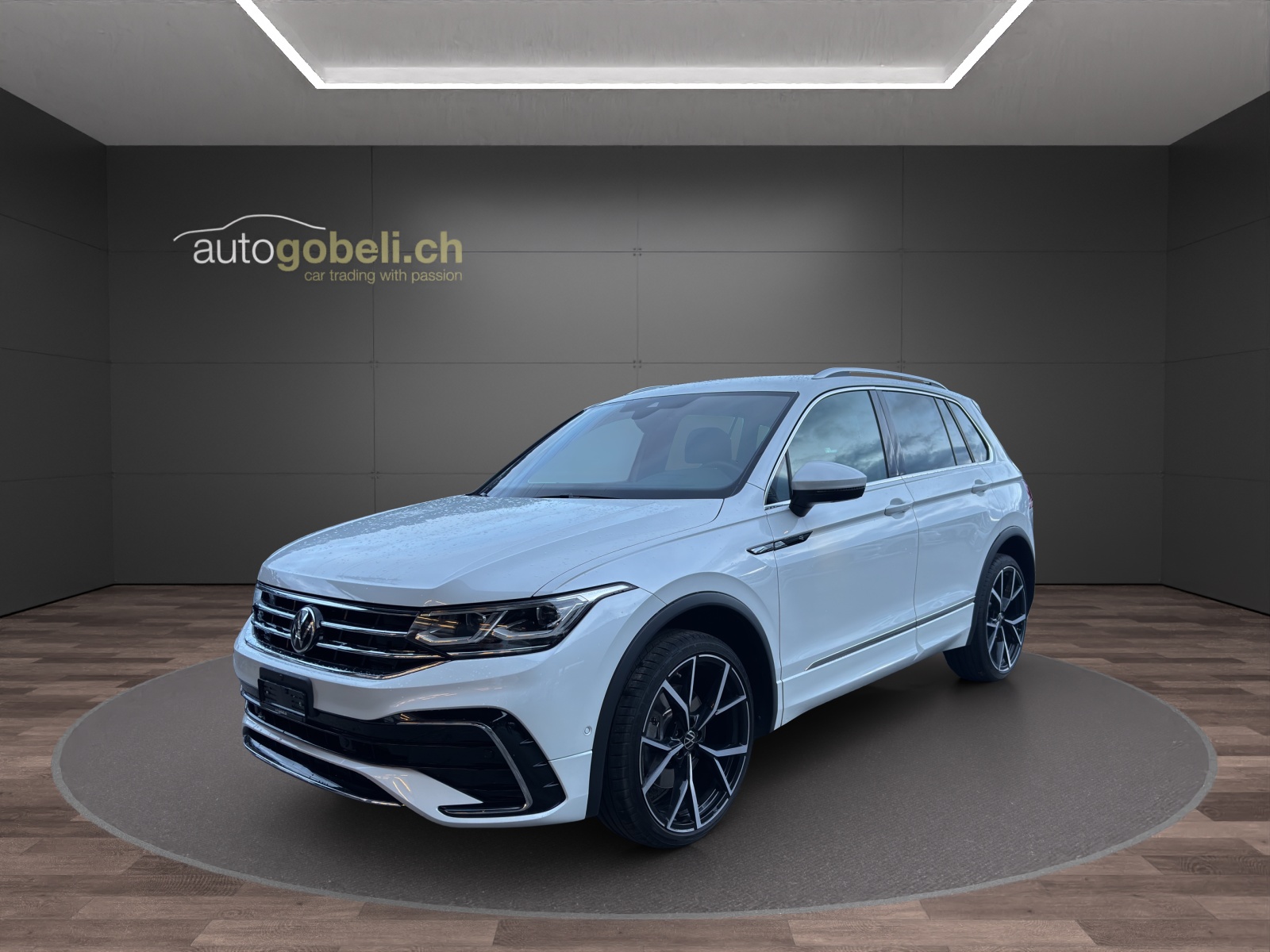 VW Tiguan 2.0TSI R-Line 4Motion DSG-image-0