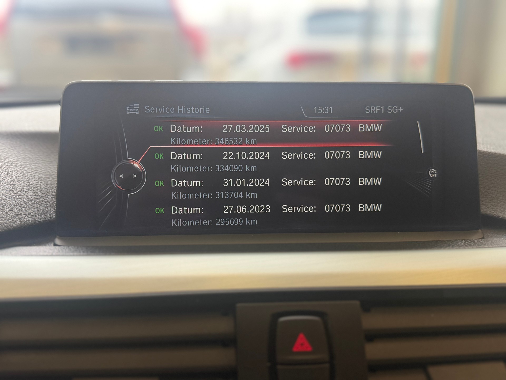 BMW 330d xDrive Touring Steptronic-image-15