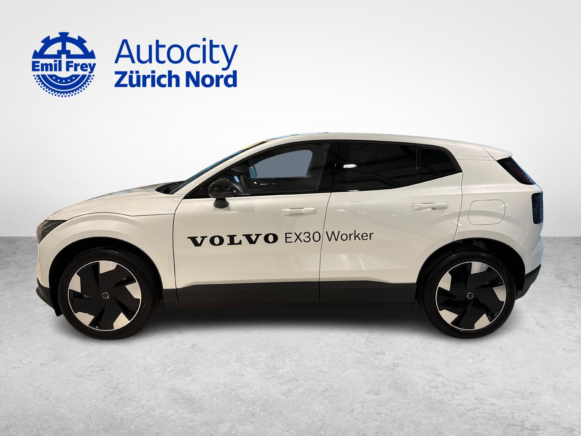 VOLVO EX30 E60 Plus-image-8