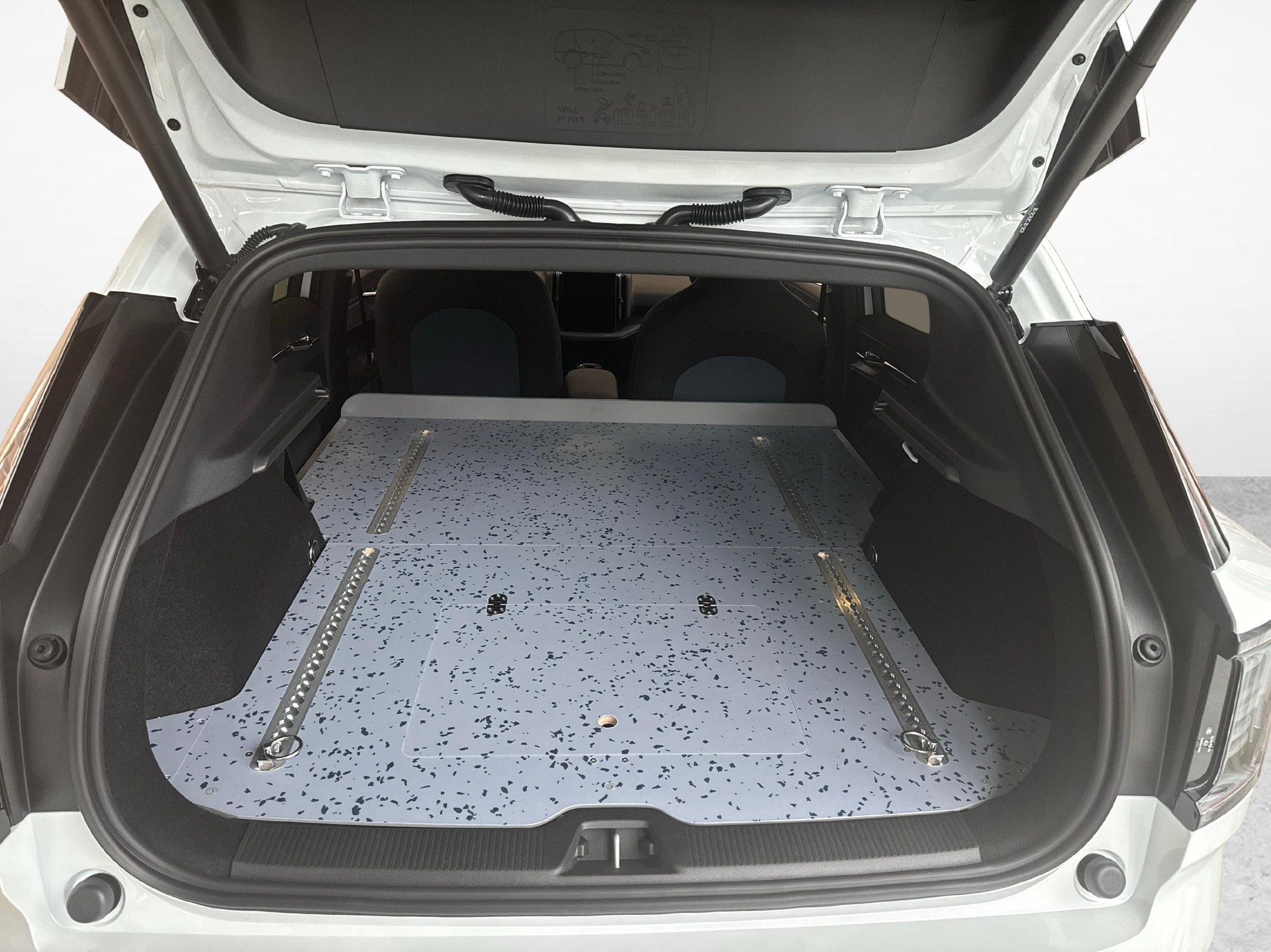 VOLVO EX30 E60 Plus-image-6