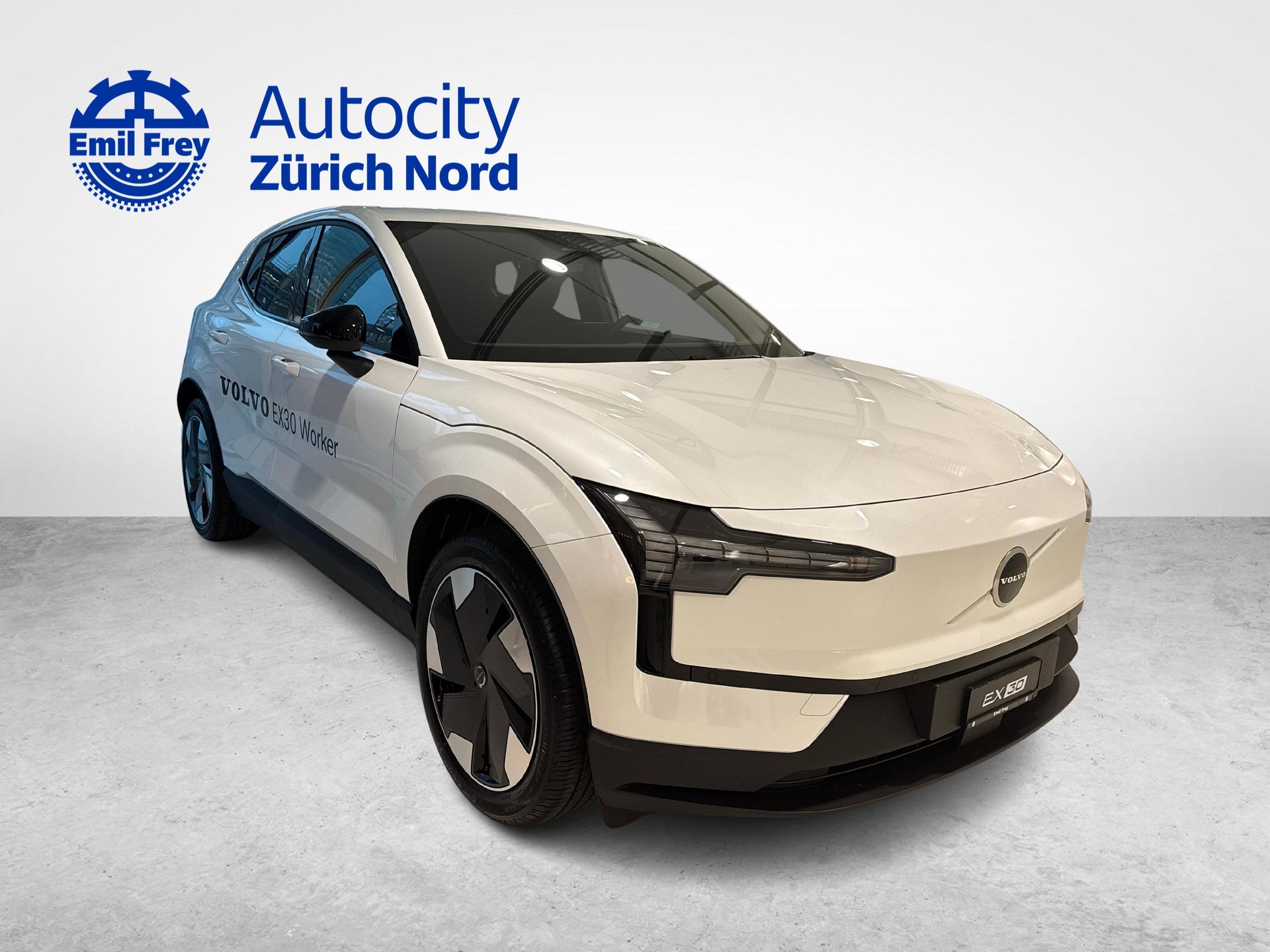 VOLVO EX30 E60 Plus-image-2