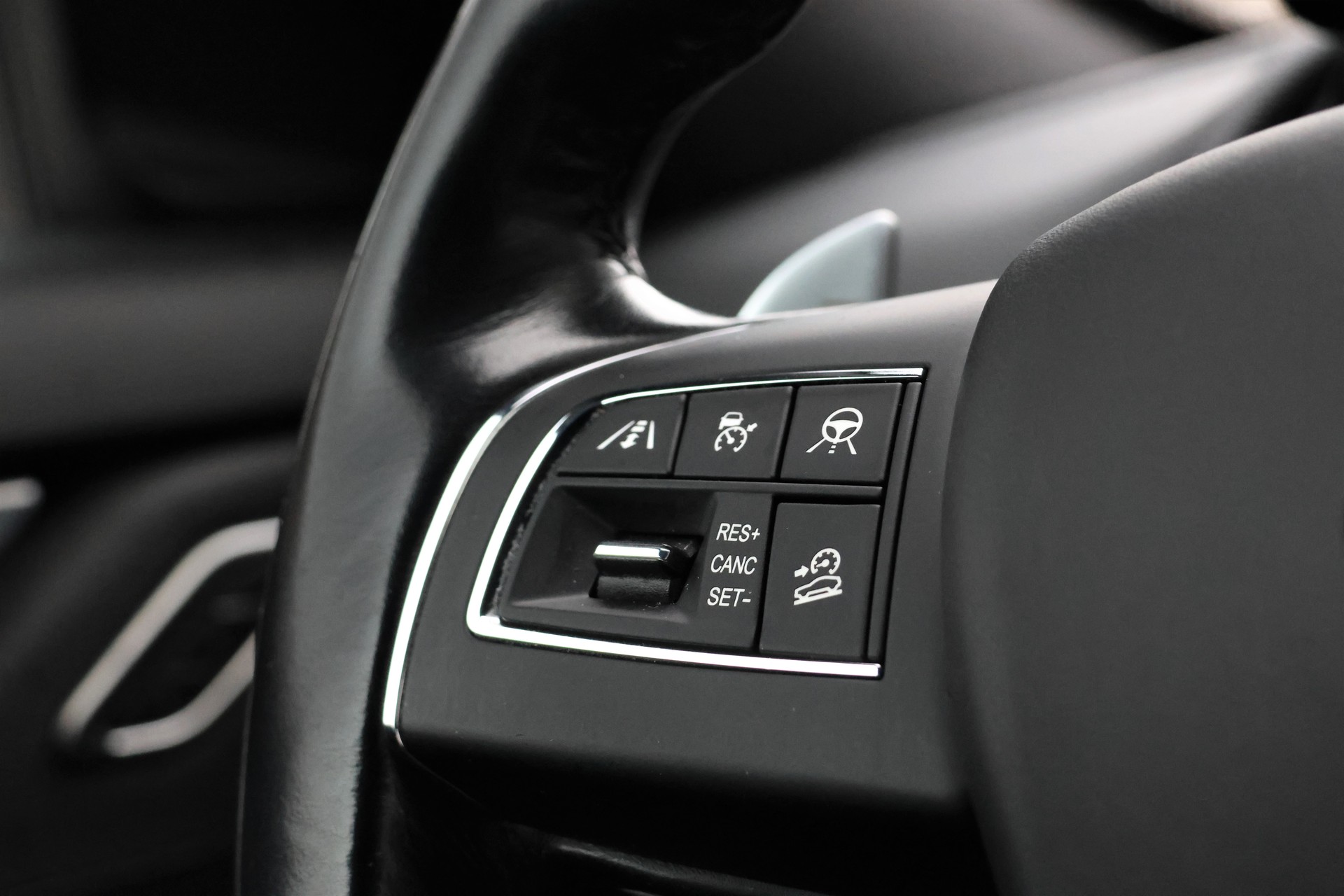 MASERATI Levante 2.0 MHEV GT Hybrid Automatica (CH) + 2.7T AHK-image-17