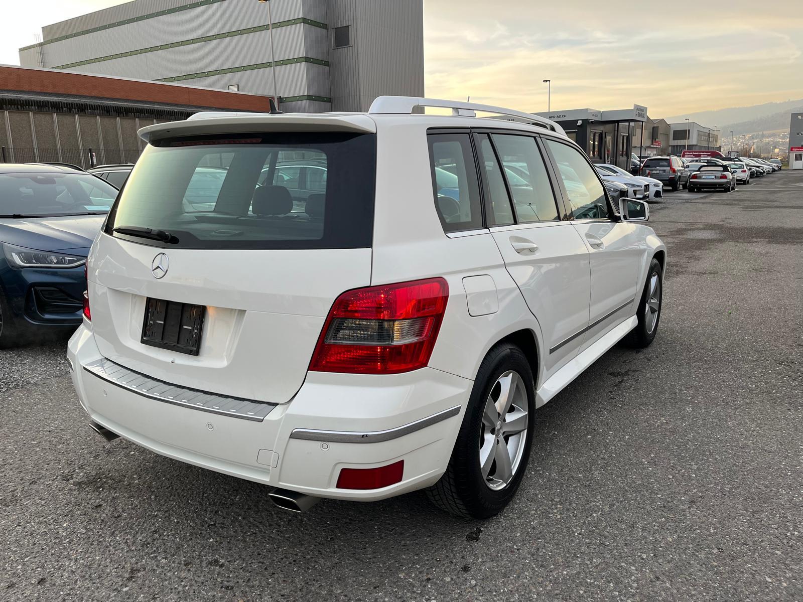 MERCEDES-BENZ GLK 300 V6 4matic-image-5