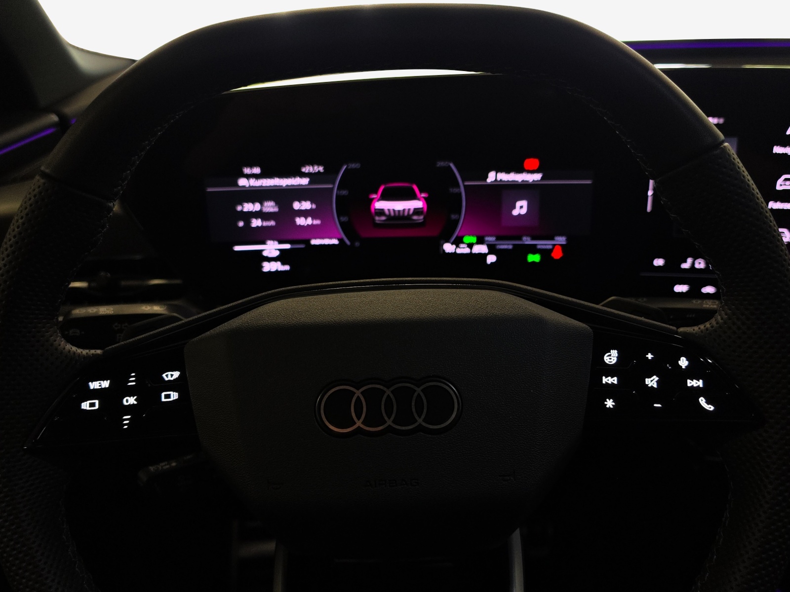 AUDI Q6 e-tron quattro-image-9