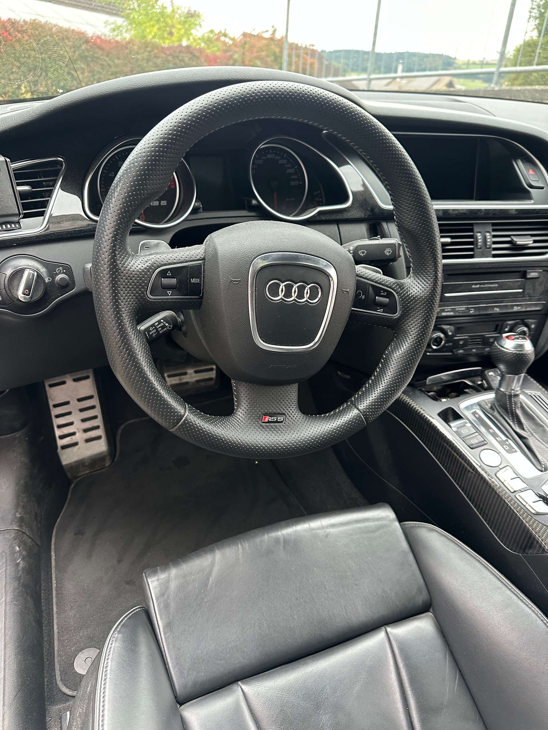 AUDI RS5-image-1