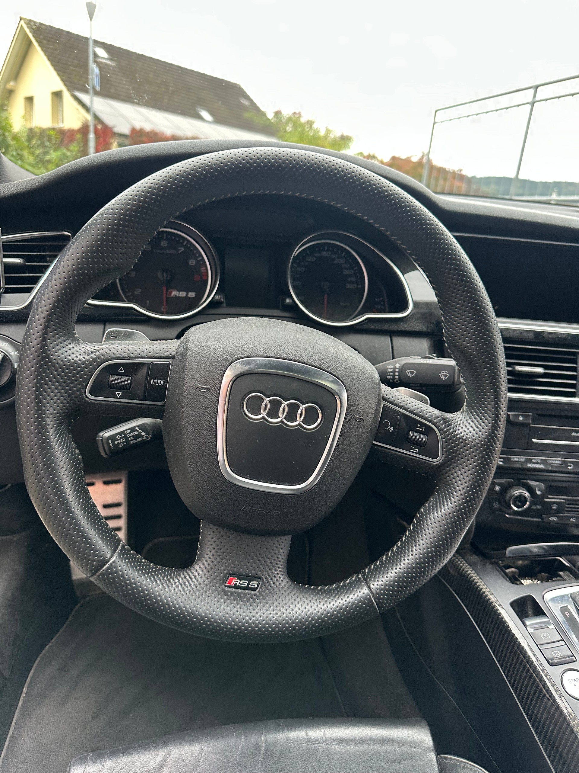AUDI RS5-image-6