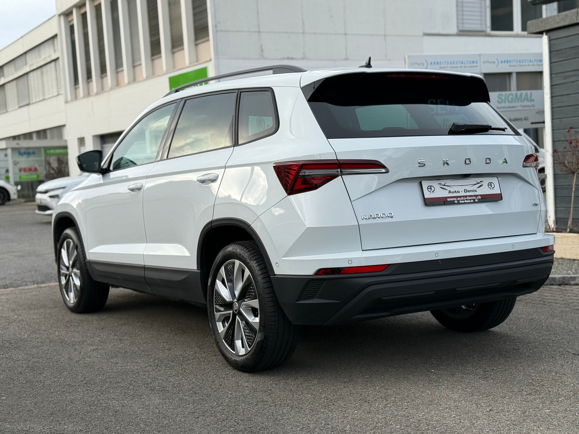 SKODA Karoq 2.0 TDI Style 4x4 DSG-image-5