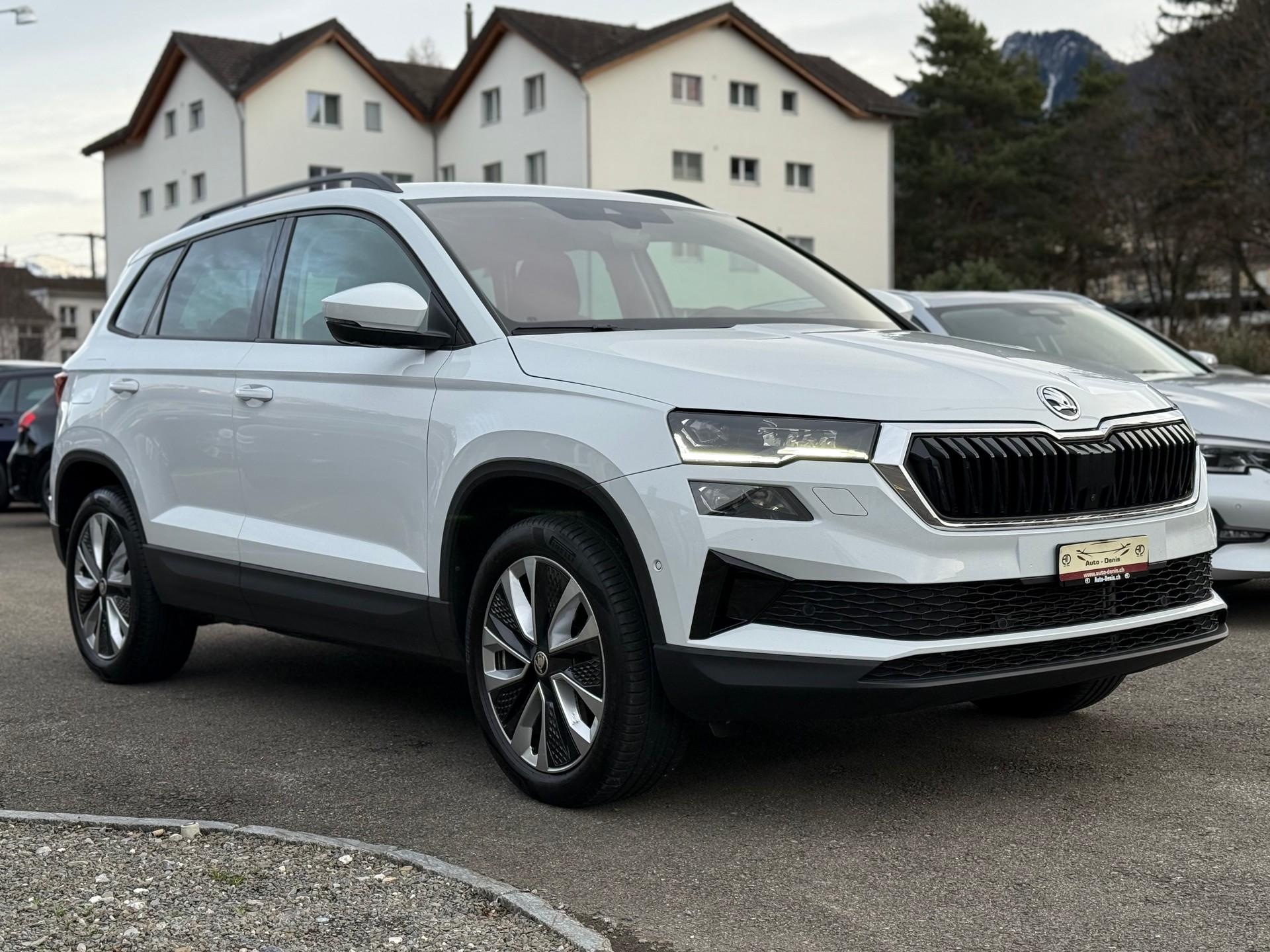 SKODA Karoq 2.0 TDI Style 4x4 DSG-image-2