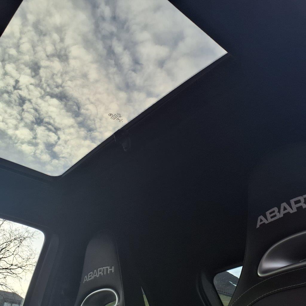 FIAT 595 Abarth 1.4 16V Turbo Turismo-image-12