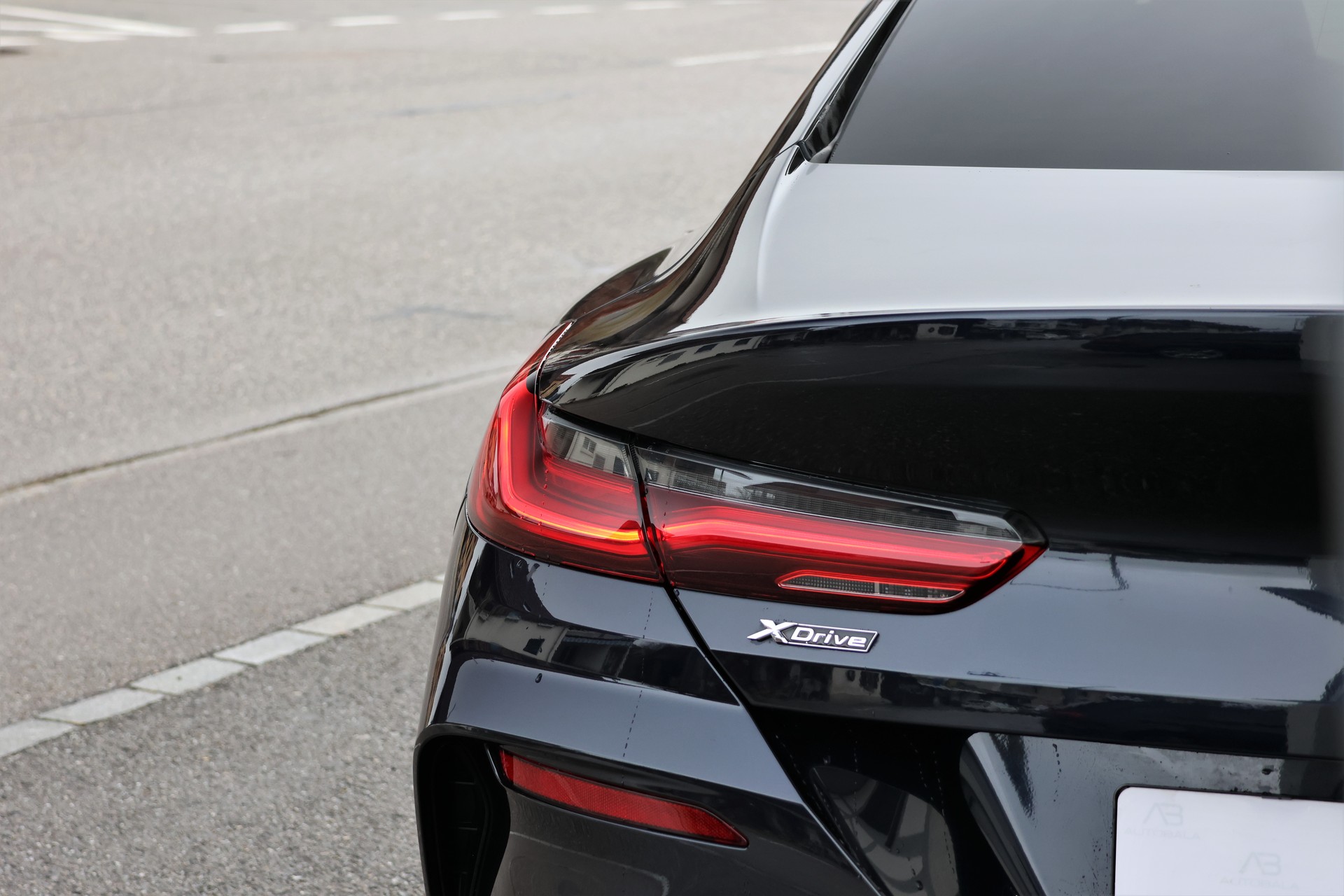 BMW 840i xDrive M Sport Steptronic-image-5