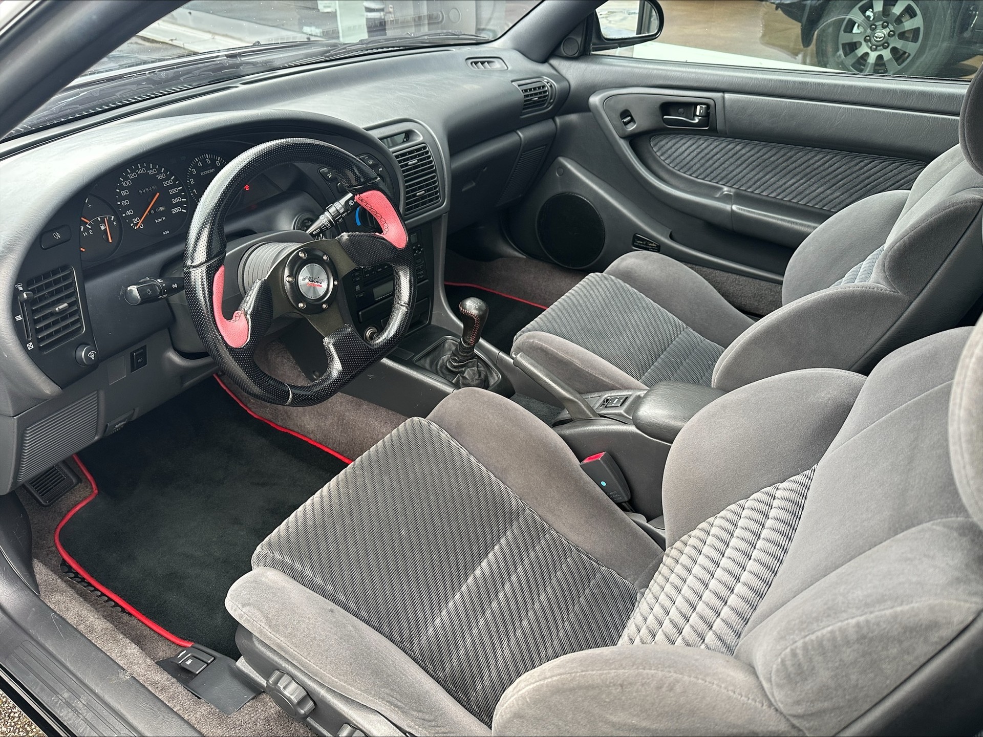 TOYOTA Celica 2000 Turbo 4WD-image-4