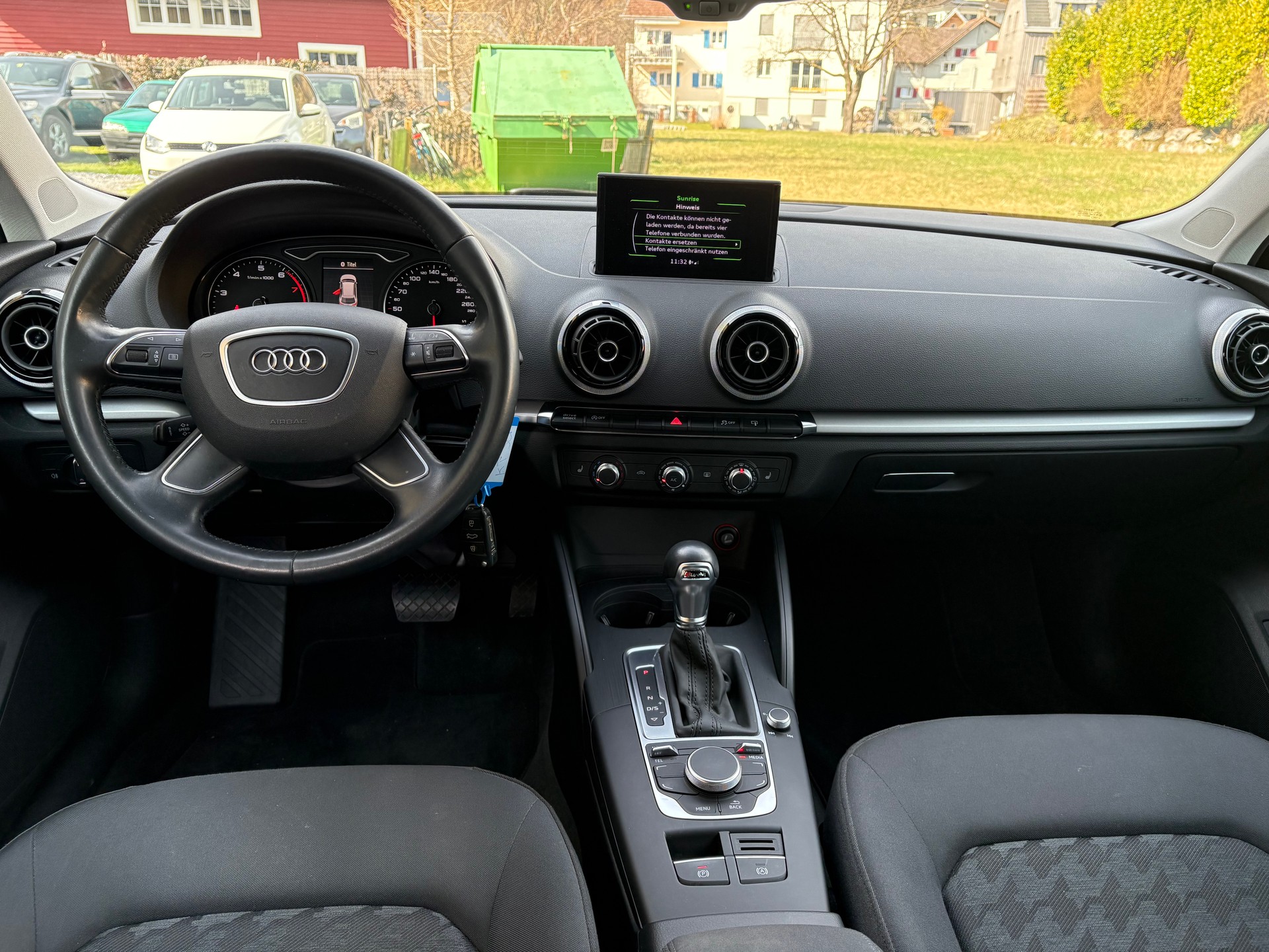 AUDI A3 Sportback 1.4 TFSI Attraction S-tronic-image-7