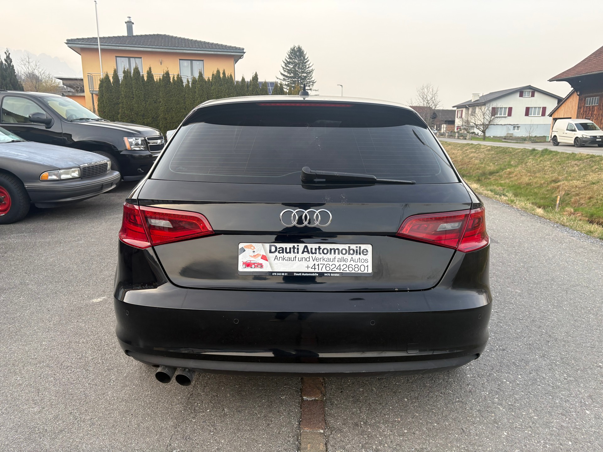 AUDI A3 Sportback 1.4 TFSI Attraction S-tronic-image-4