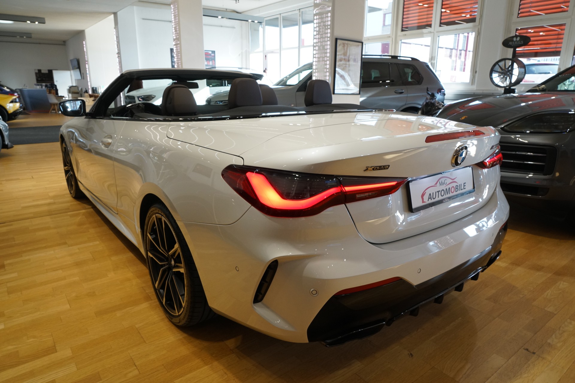 BMW M440i xDrive 48V Cabriolet M Sport PRO Steptronic-image-3