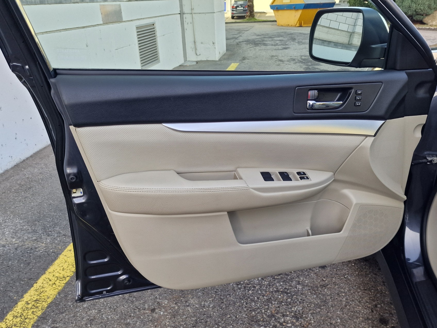 SUBARU Outback 2.5i Limited AWD Lineartronic-image-6
