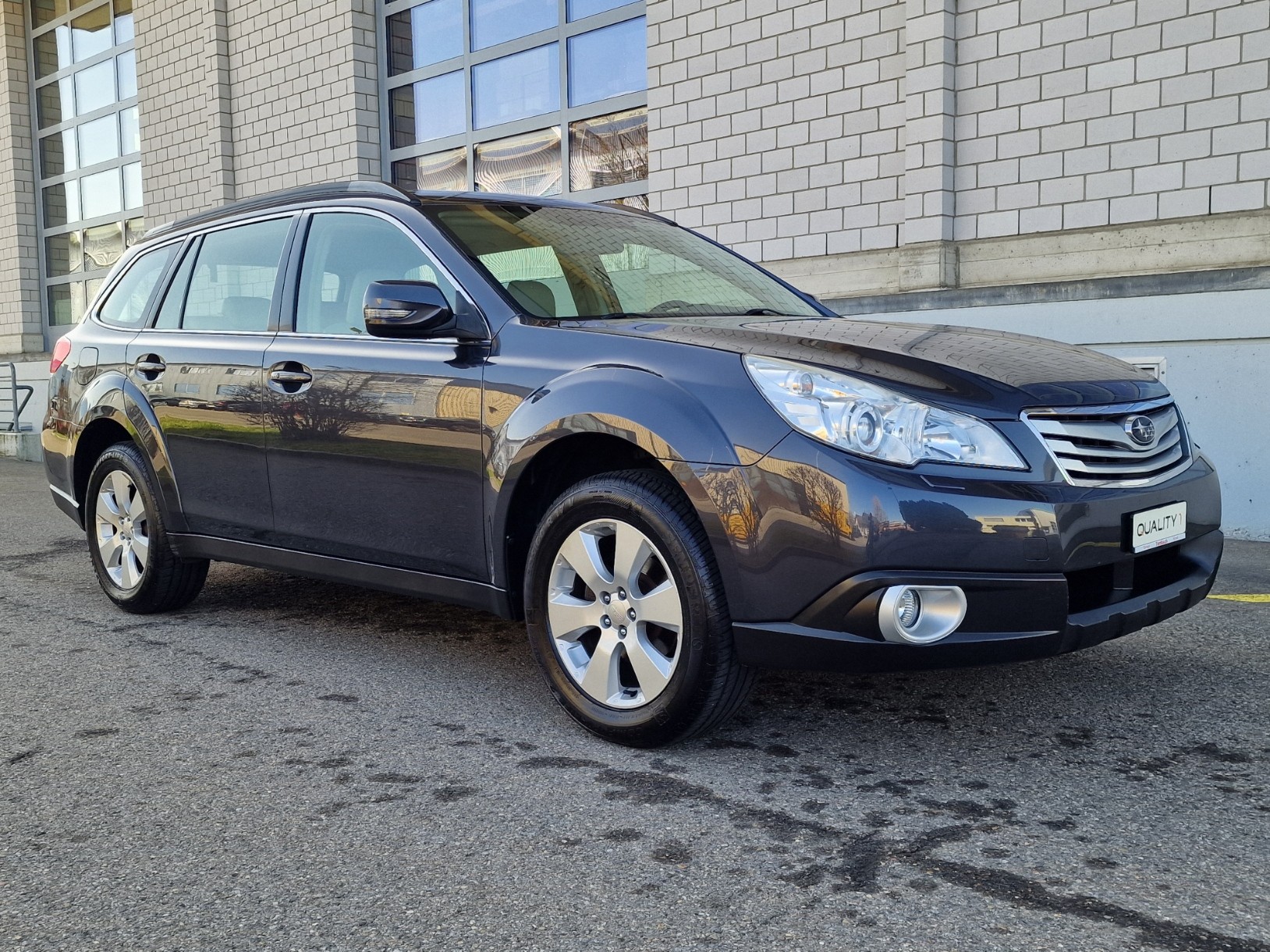 SUBARU Outback 2.5i Limited AWD Lineartronic-image-0