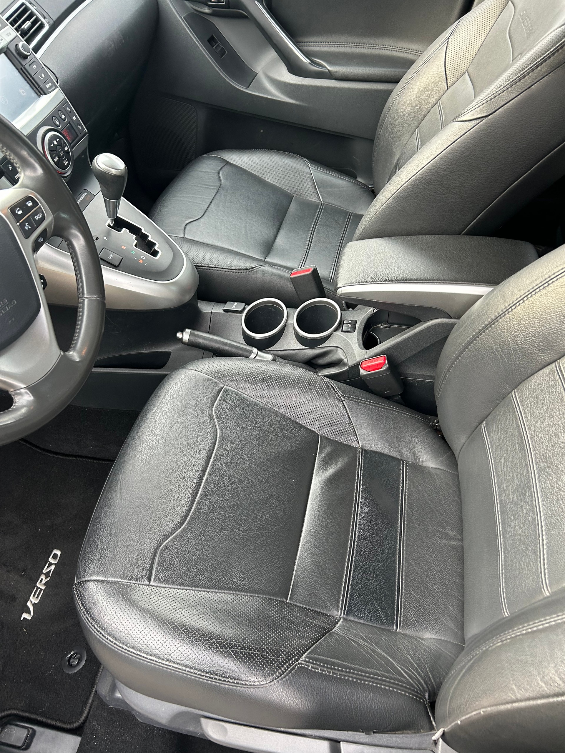 TOYOTA Verso 1.8 Swiss Trend Multidrive S-image-2