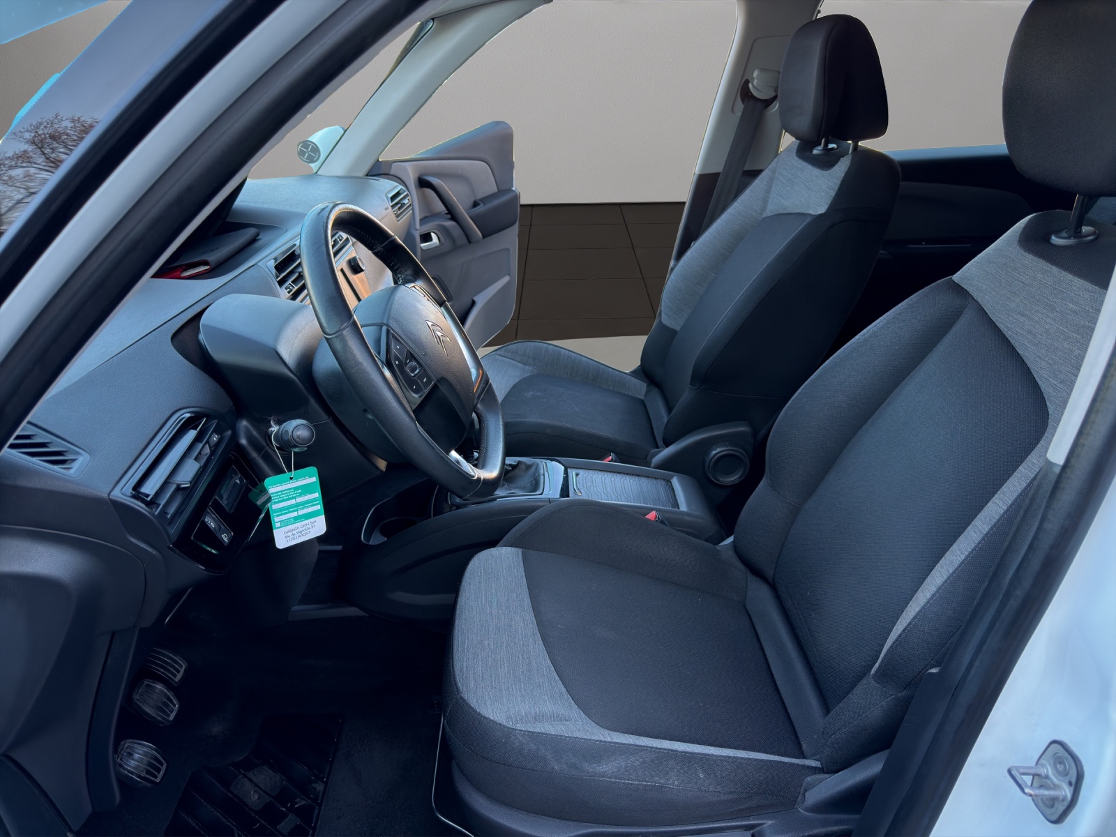 CITROEN Grand C4 Picasso 1.2 Pure Tech Shine-image-8